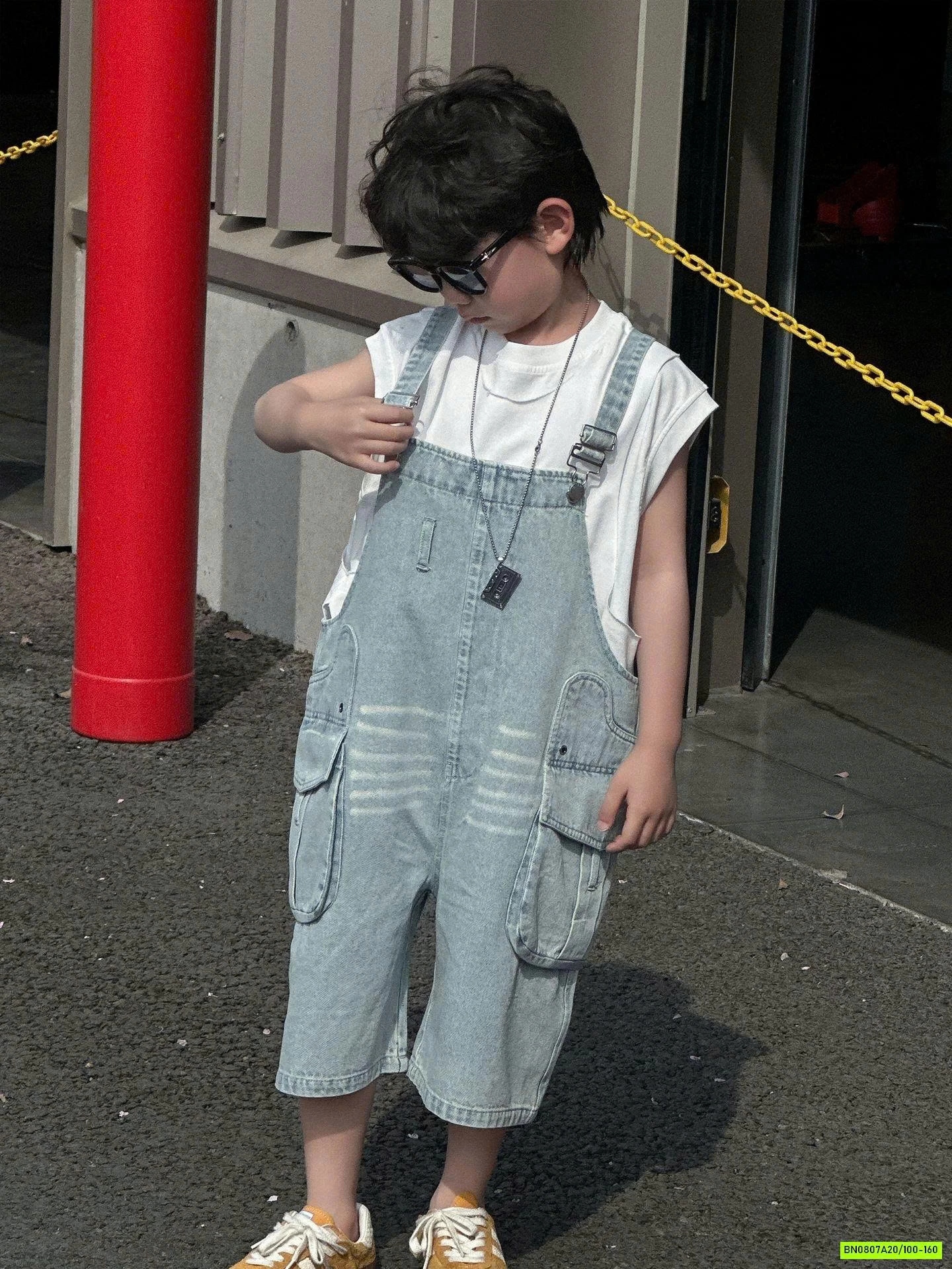 YẾM JEANS QUAI MẢNH BT