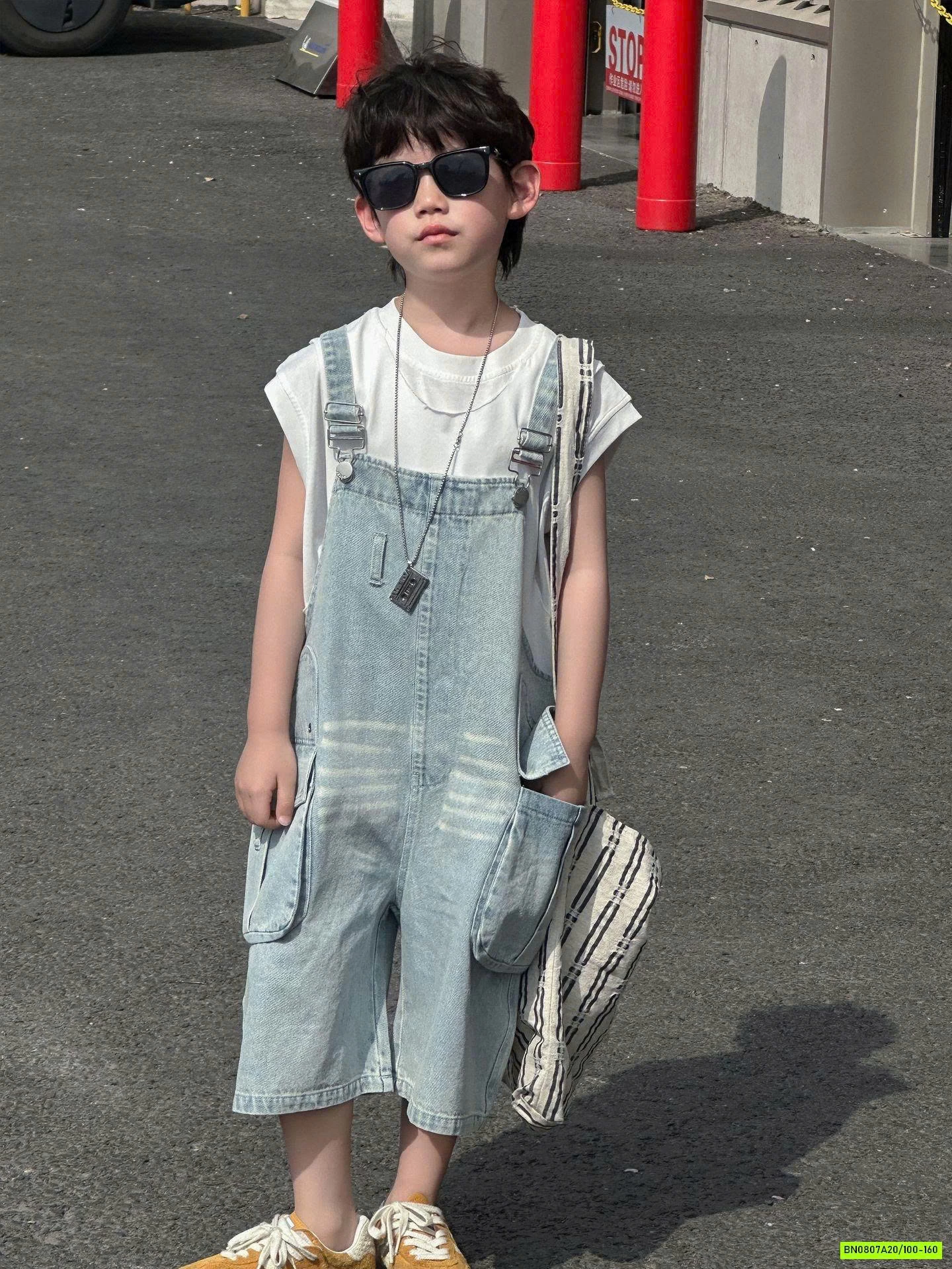 YẾM JEANS QUAI MẢNH BT