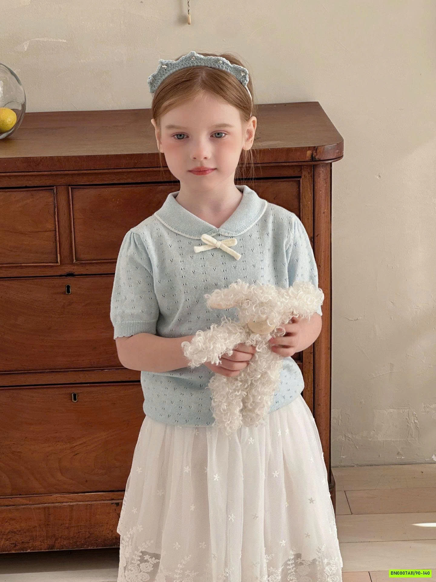 MONTOGHI CỔ SEN NƠ