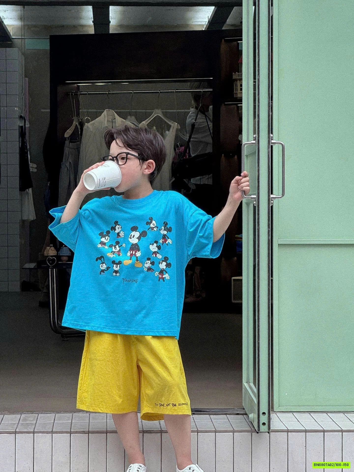 ÁO THUN MICKEY XANH MIX SHORT VÀNG