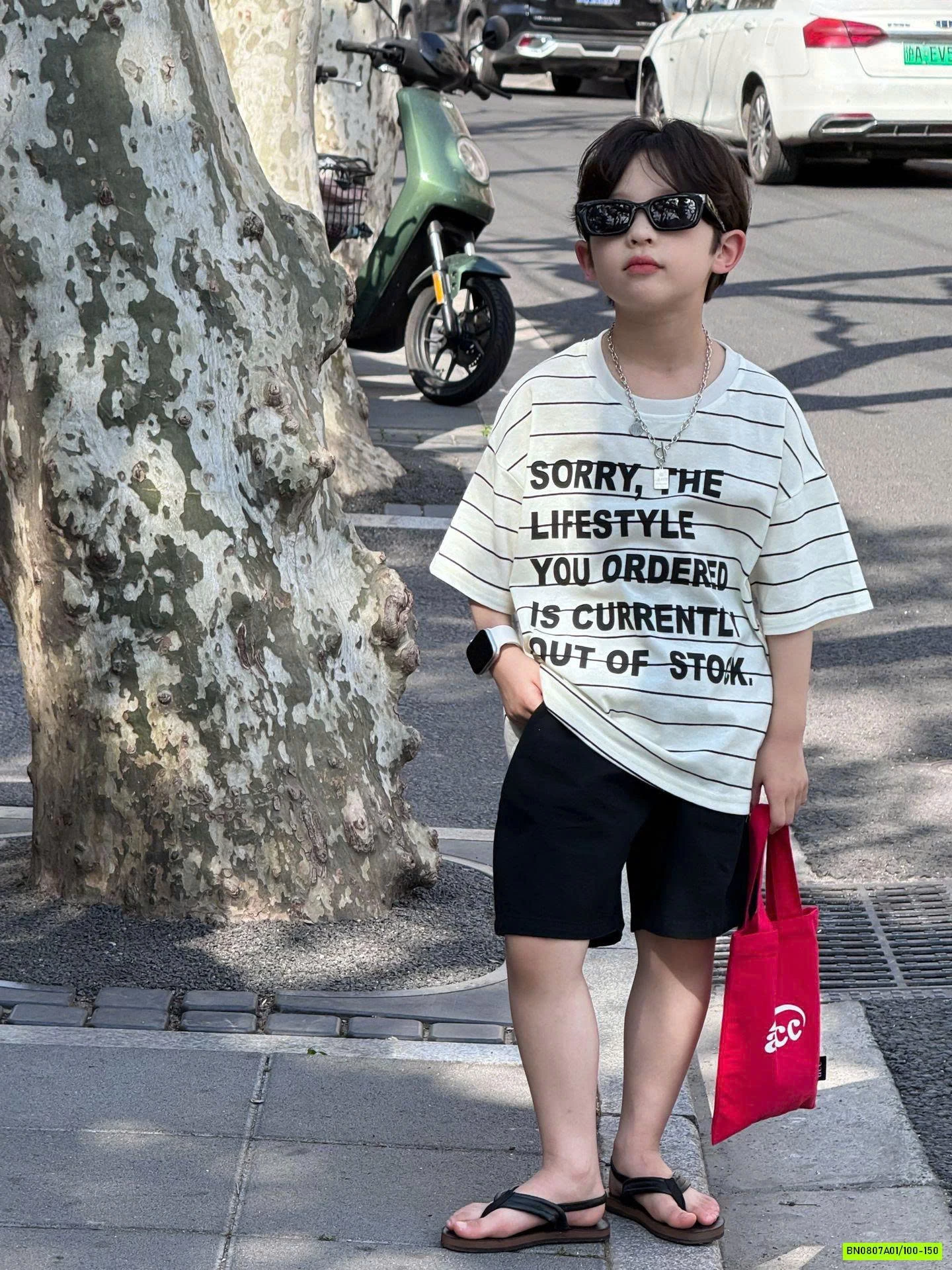 ÁO THUN KẺ NGANG IN CHỮ