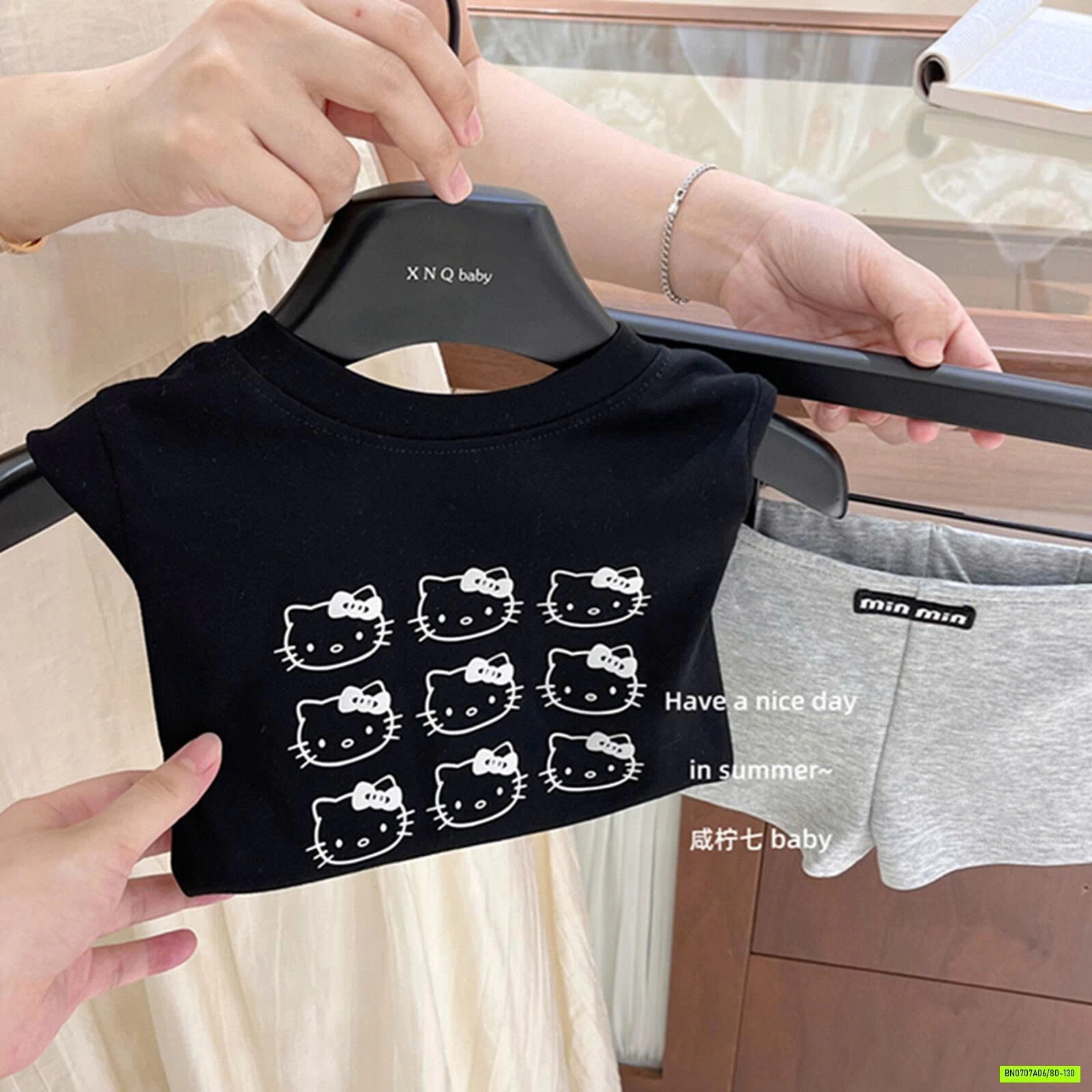 ÁO ĐEN KITTY MIX SHORT XÁM TBABY