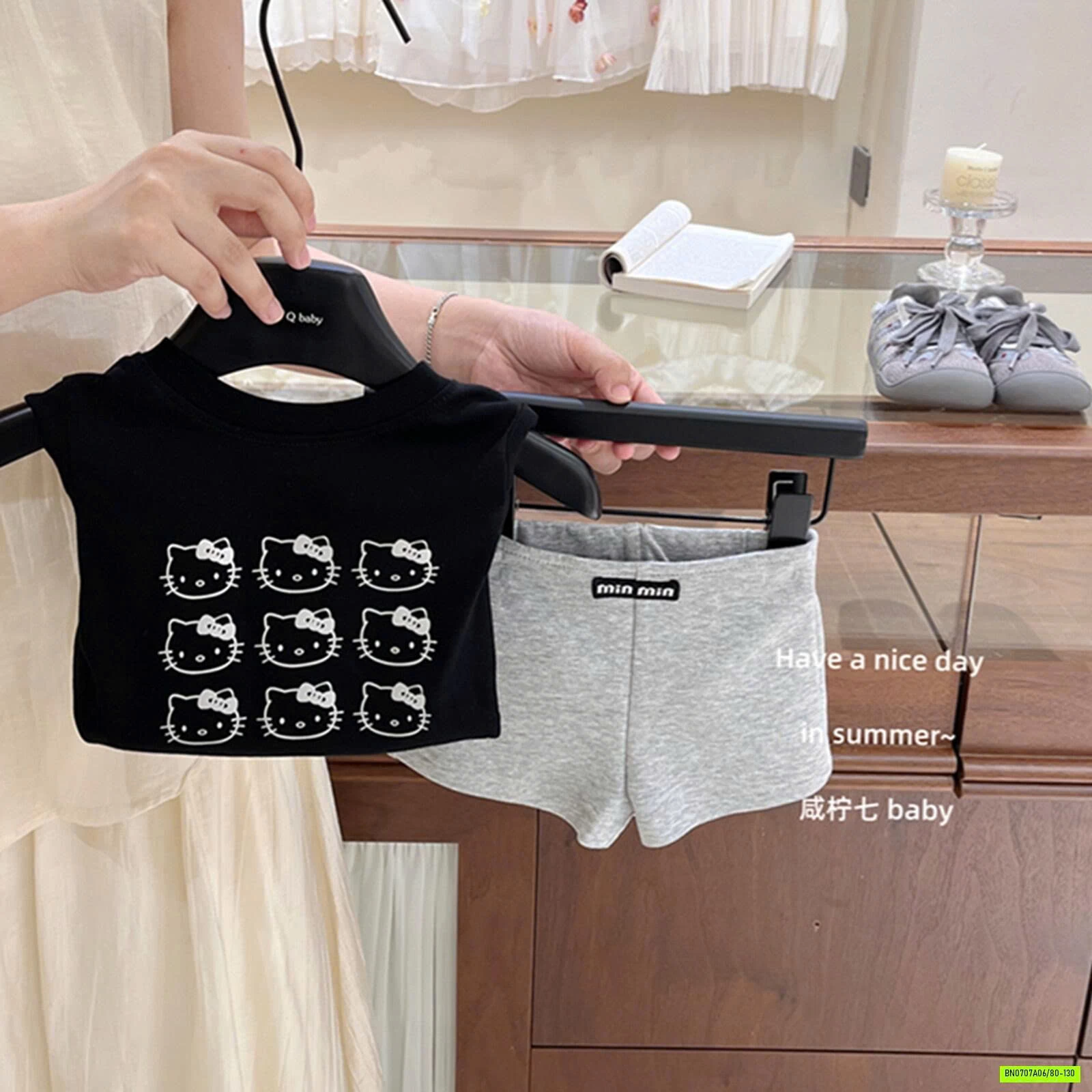 ÁO ĐEN KITTY MIX SHORT XÁM TBABY