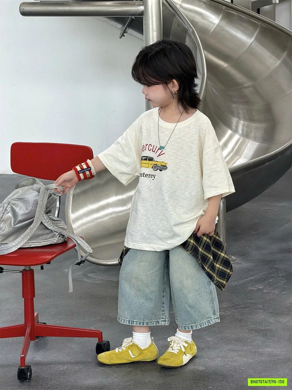 ÁO THUN GIẤY OTO MIX SHORT JEANS
