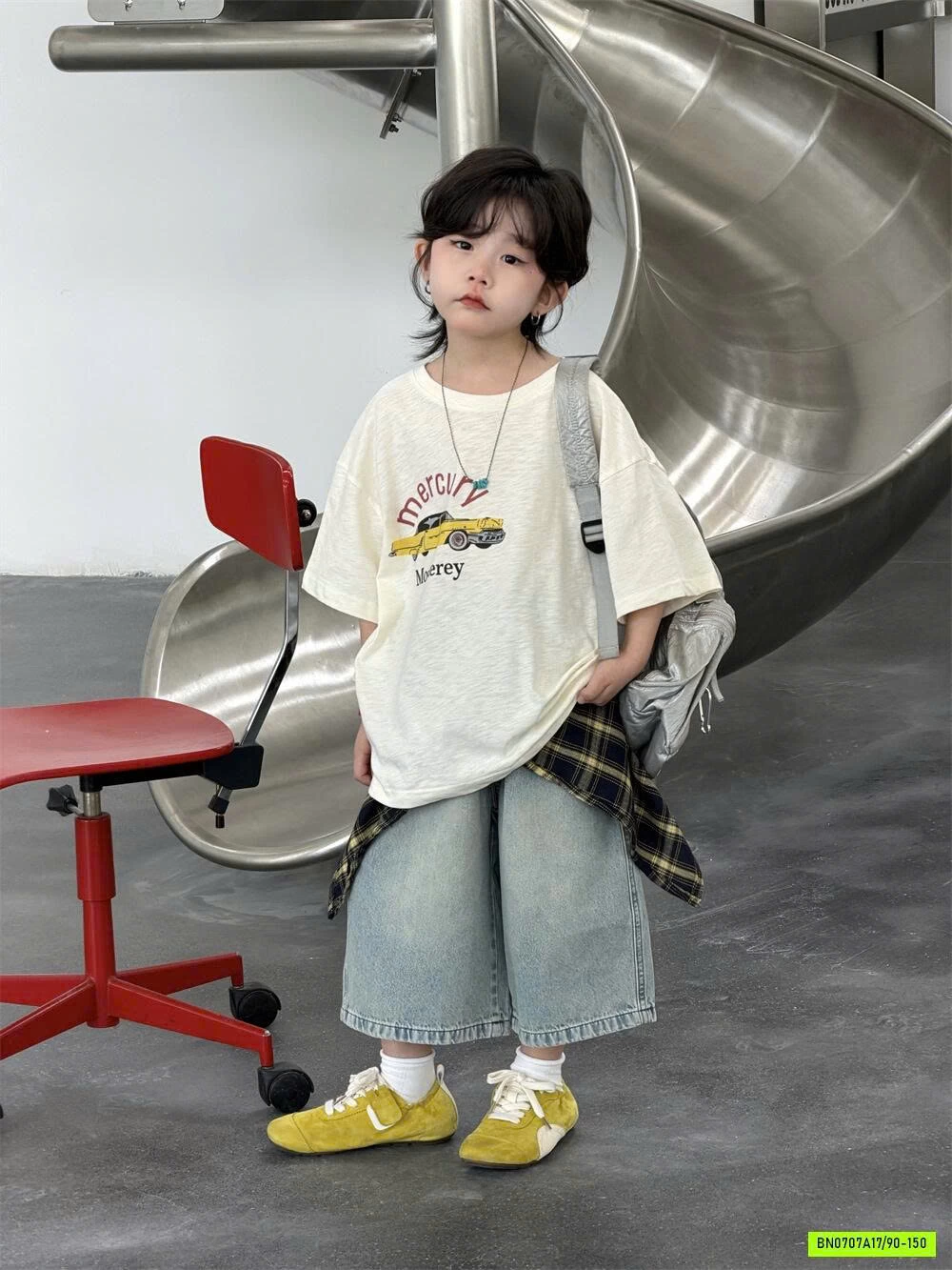 ÁO THUN GIẤY OTO MIX SHORT JEANS