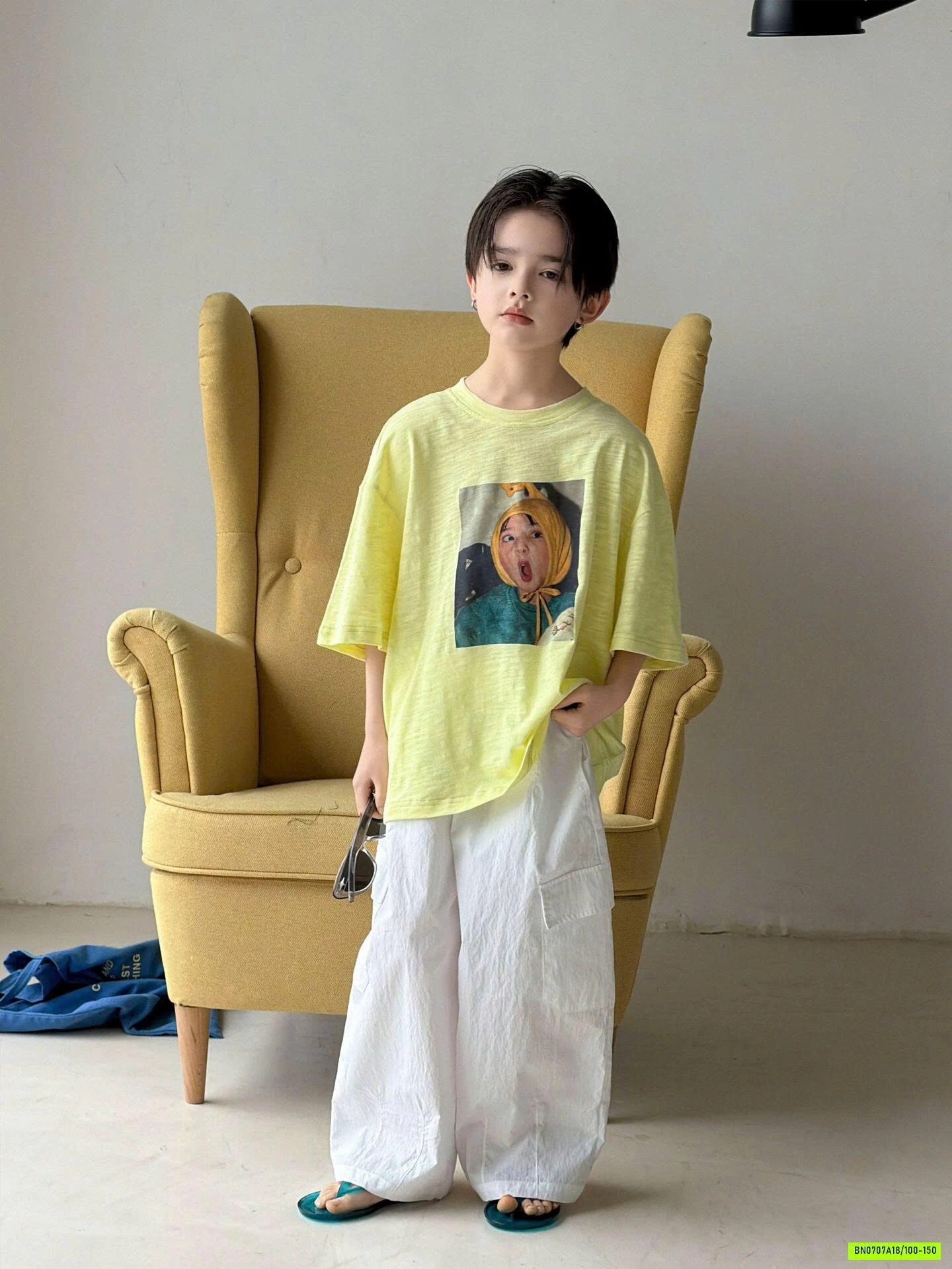 ÁO THUN VÀNG MẶT NGƯỜI HANYA