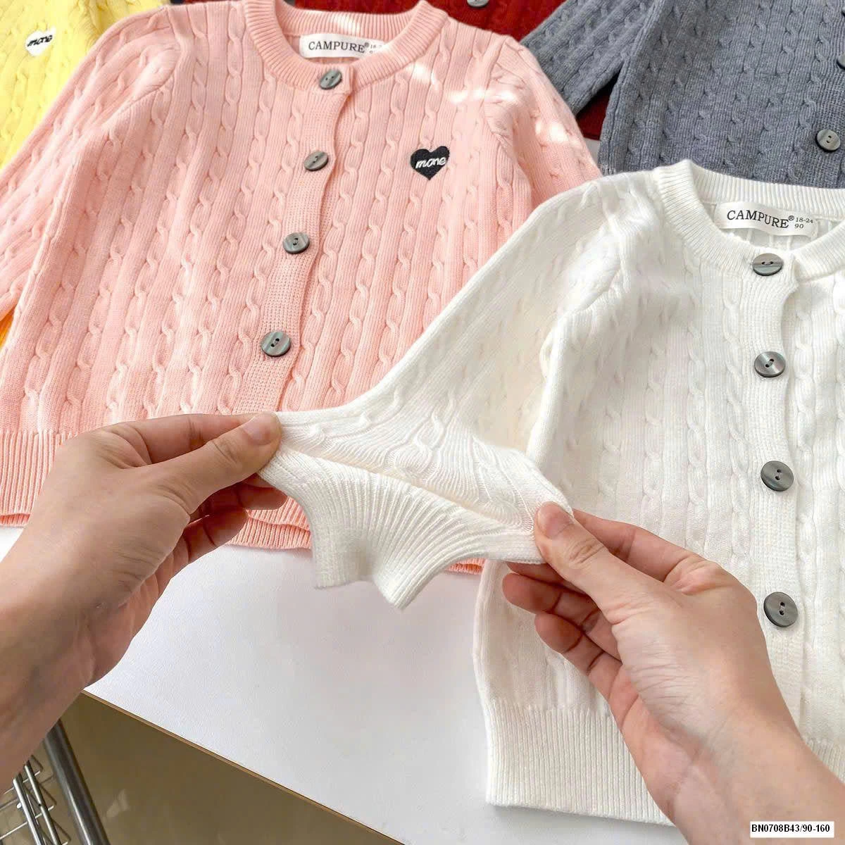 ÁO LEN CARDIGAN TRÁI TIM BG