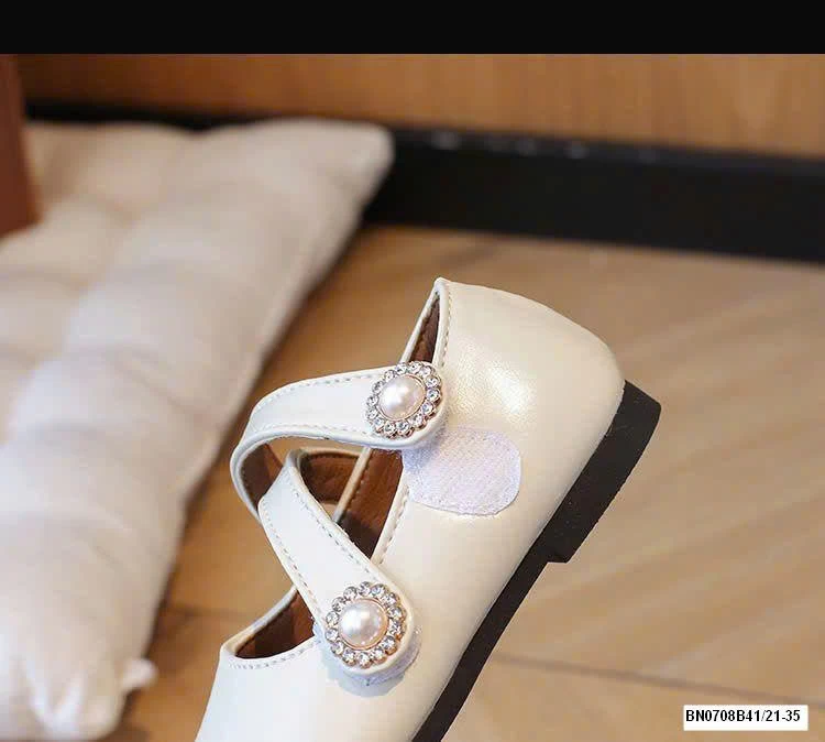 GIÀY BÚP BÊ QUAI CHÉO