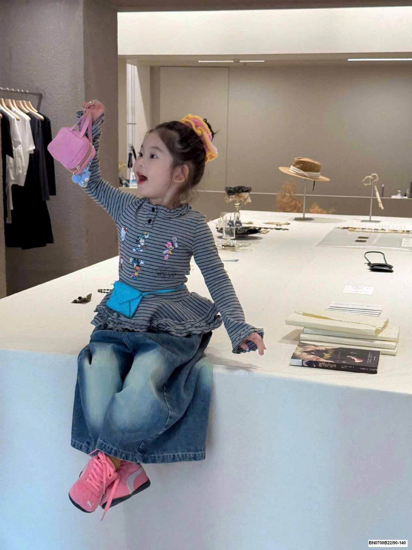 SET ÁO KẺ MIX QUẦN JEAN ỐNG RỘNG BG