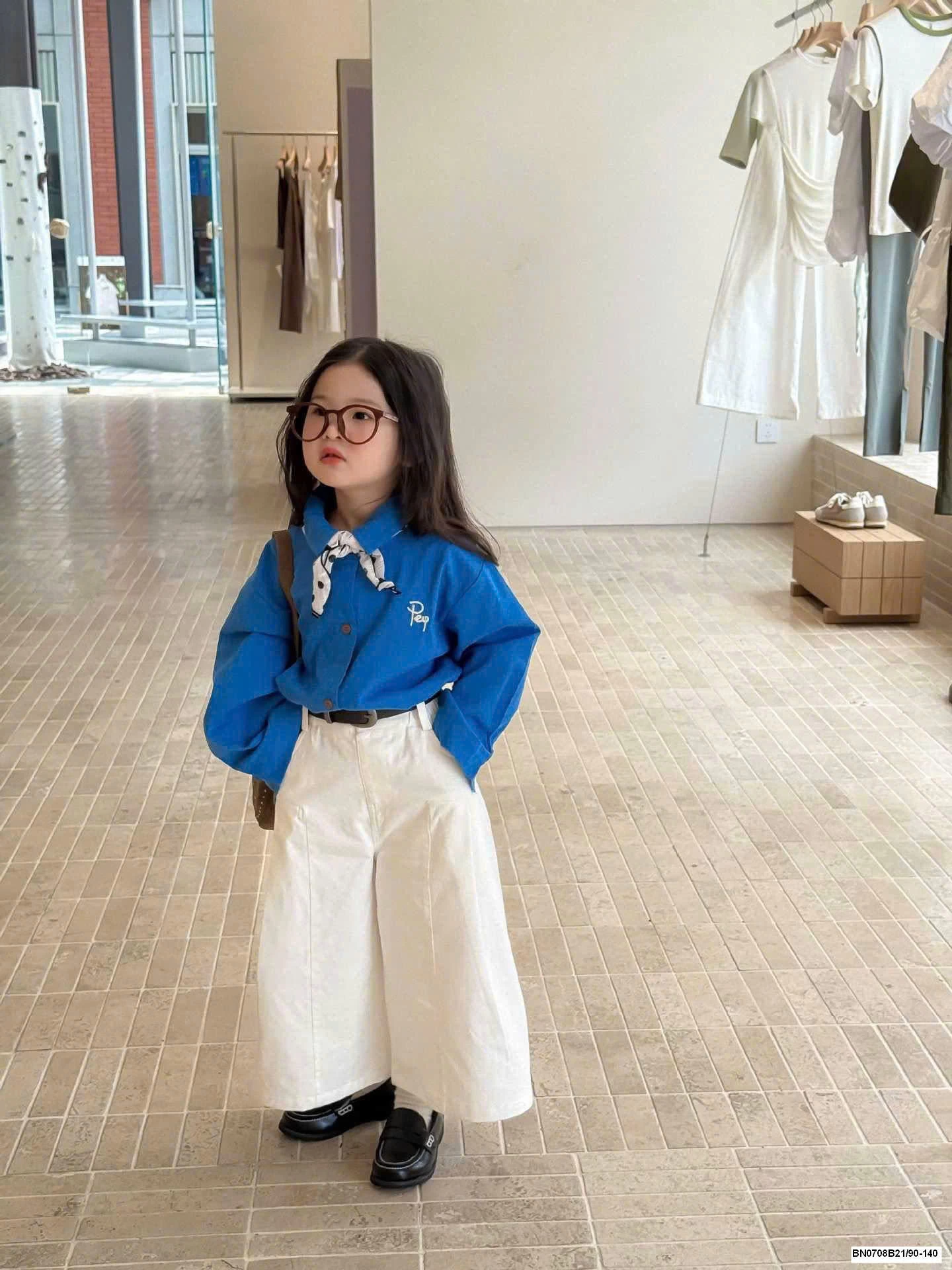 ÁO SƠ MI XANH + QUẦN SUÔNG TRẮNG CHO BÉ