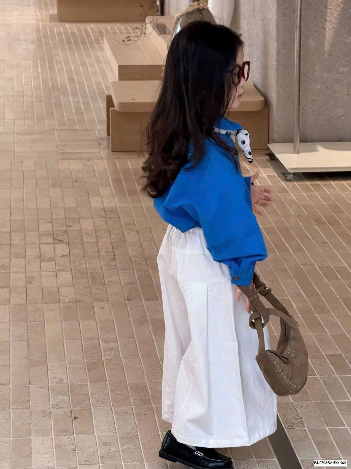 ÁO SƠ MI XANH + QUẦN SUÔNG TRẮNG CHO BÉ