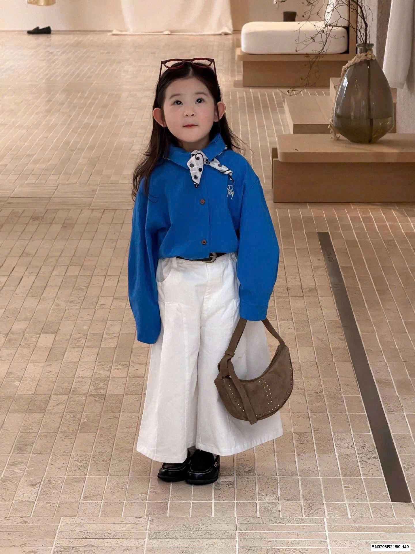 ÁO SƠ MI XANH + QUẦN SUÔNG TRẮNG CHO BÉ