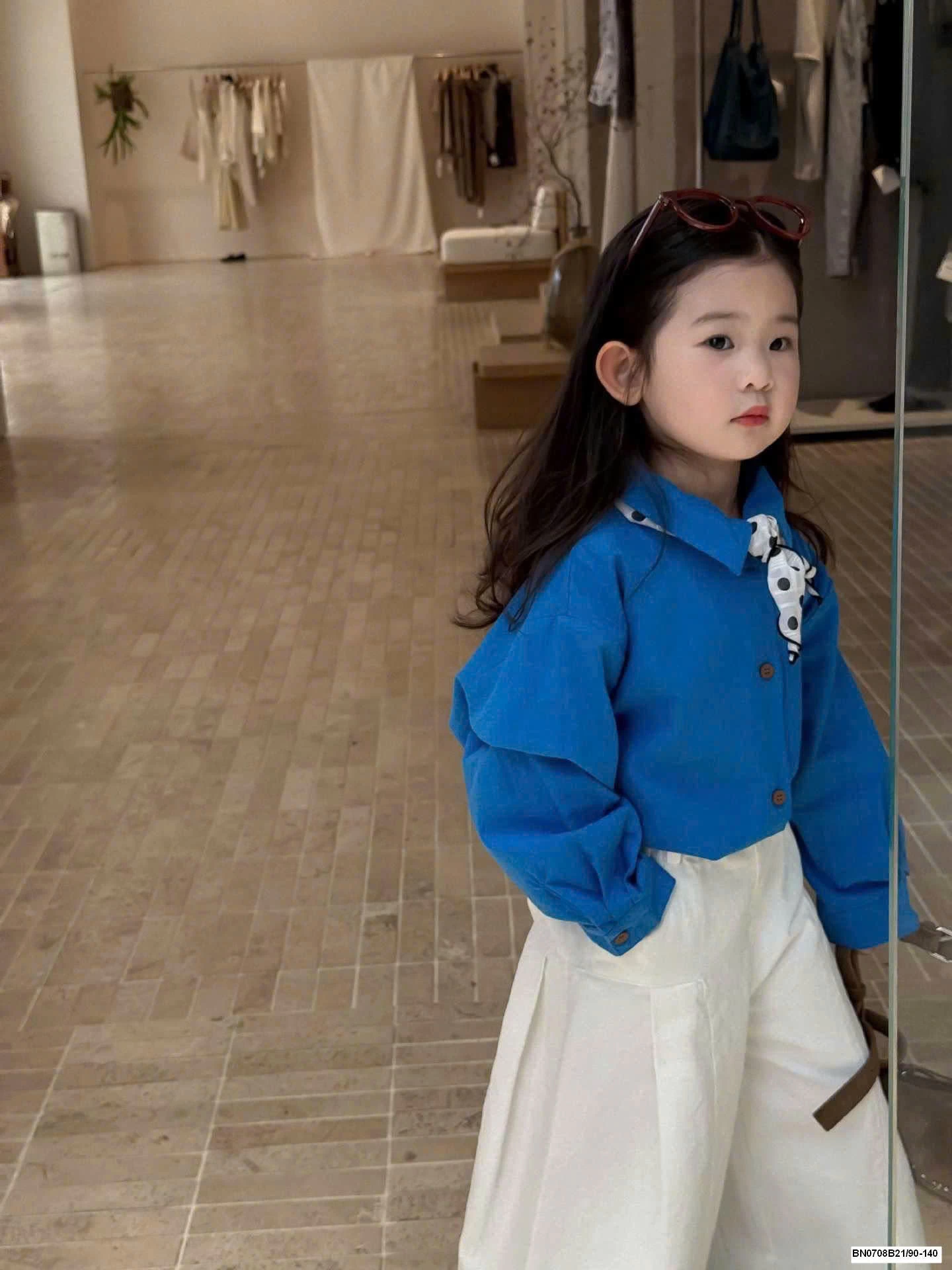 ÁO SƠ MI XANH + QUẦN SUÔNG TRẮNG CHO BÉ