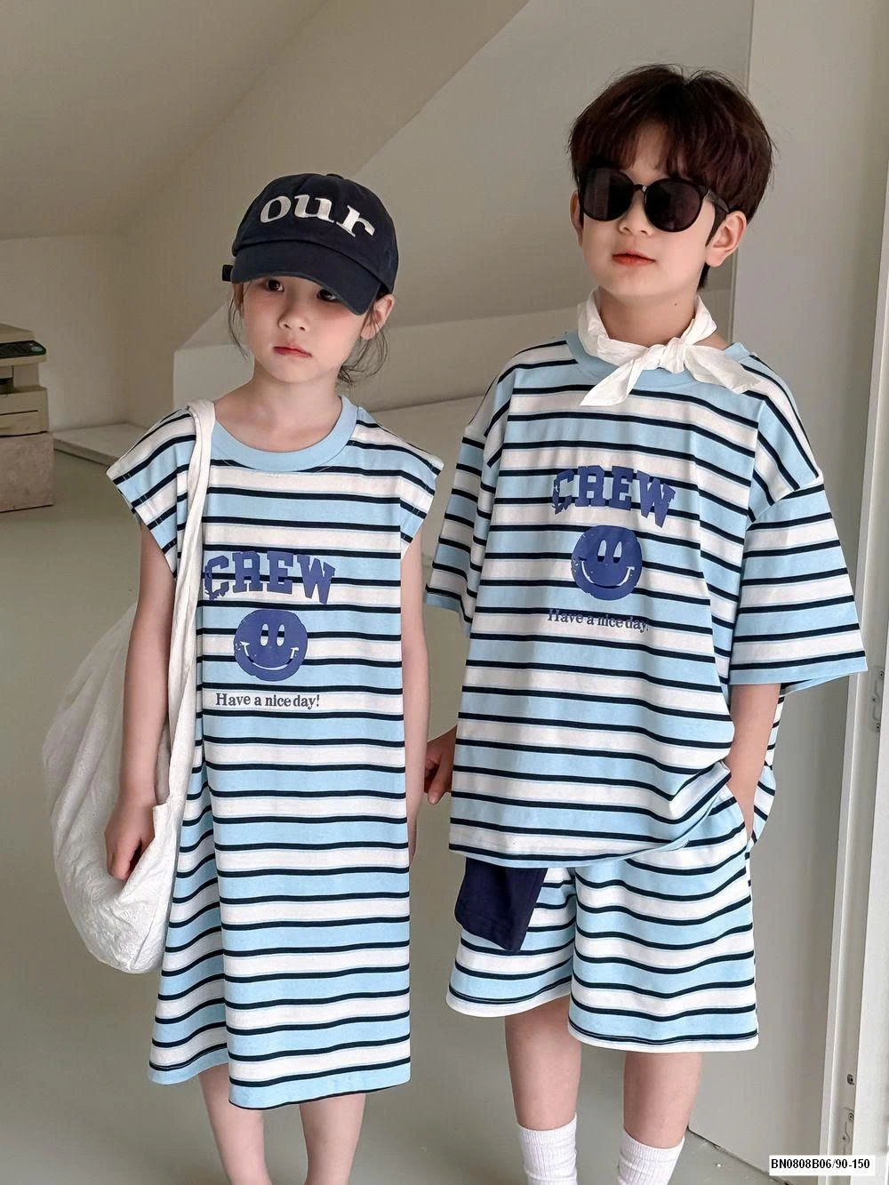 COUPLE SỌC XANH CREW MẶT CƯỜI