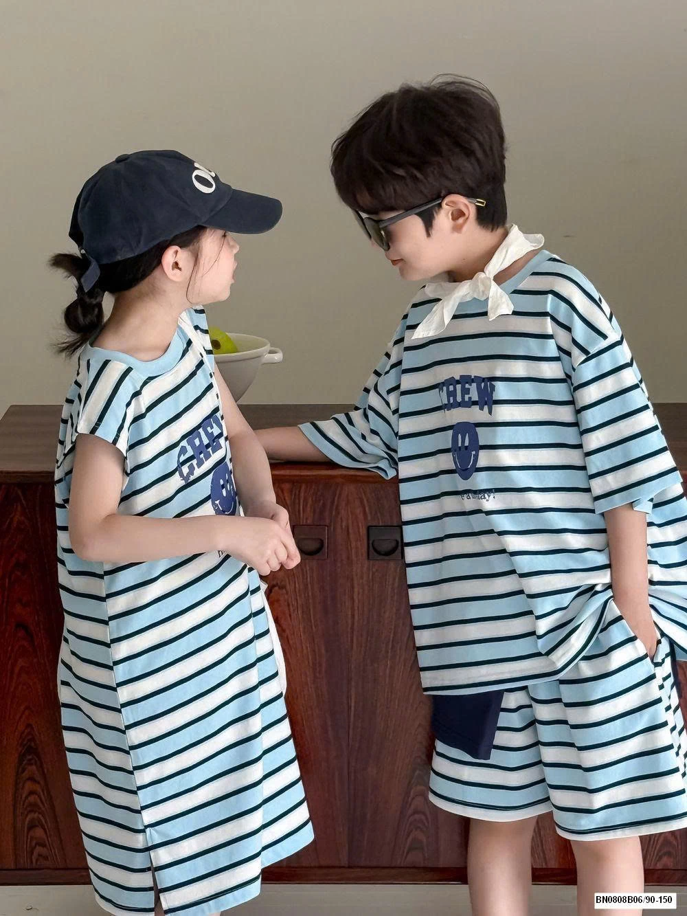 COUPLE SỌC XANH CREW MẶT CƯỜI