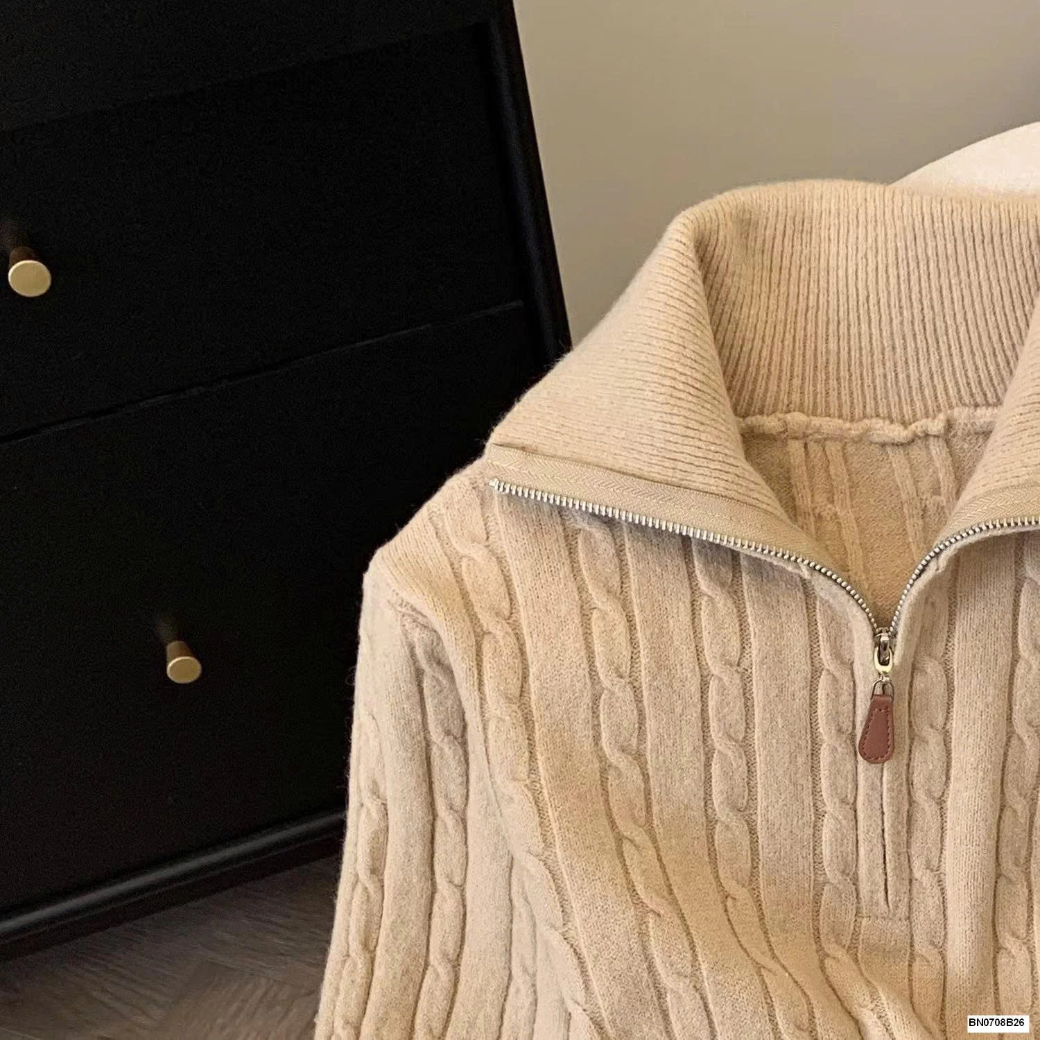 ÁO LEN THÊU NGỰA NỮ