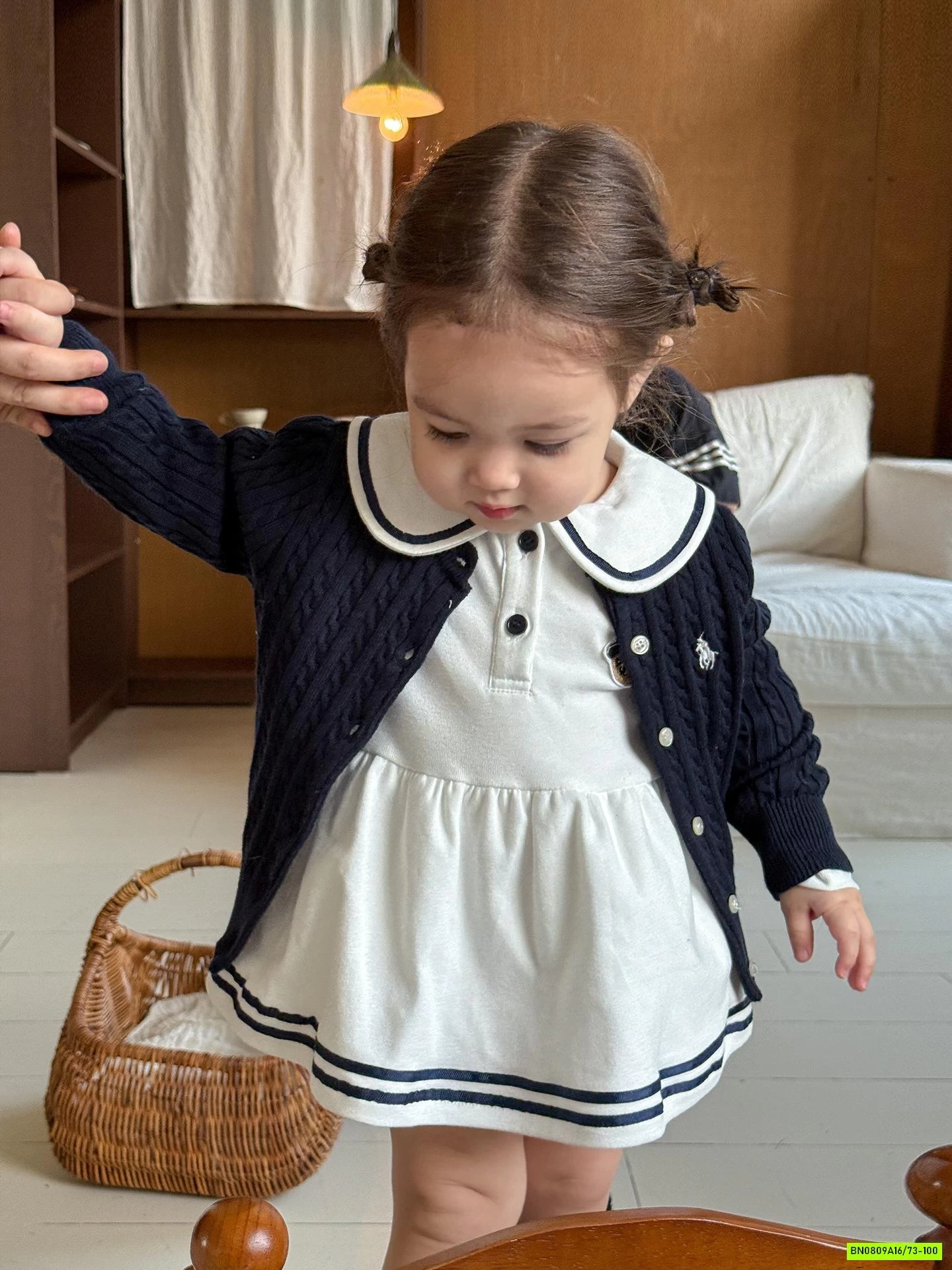 VÁY POLO MIX KHOÁC LEN XINH XẮN