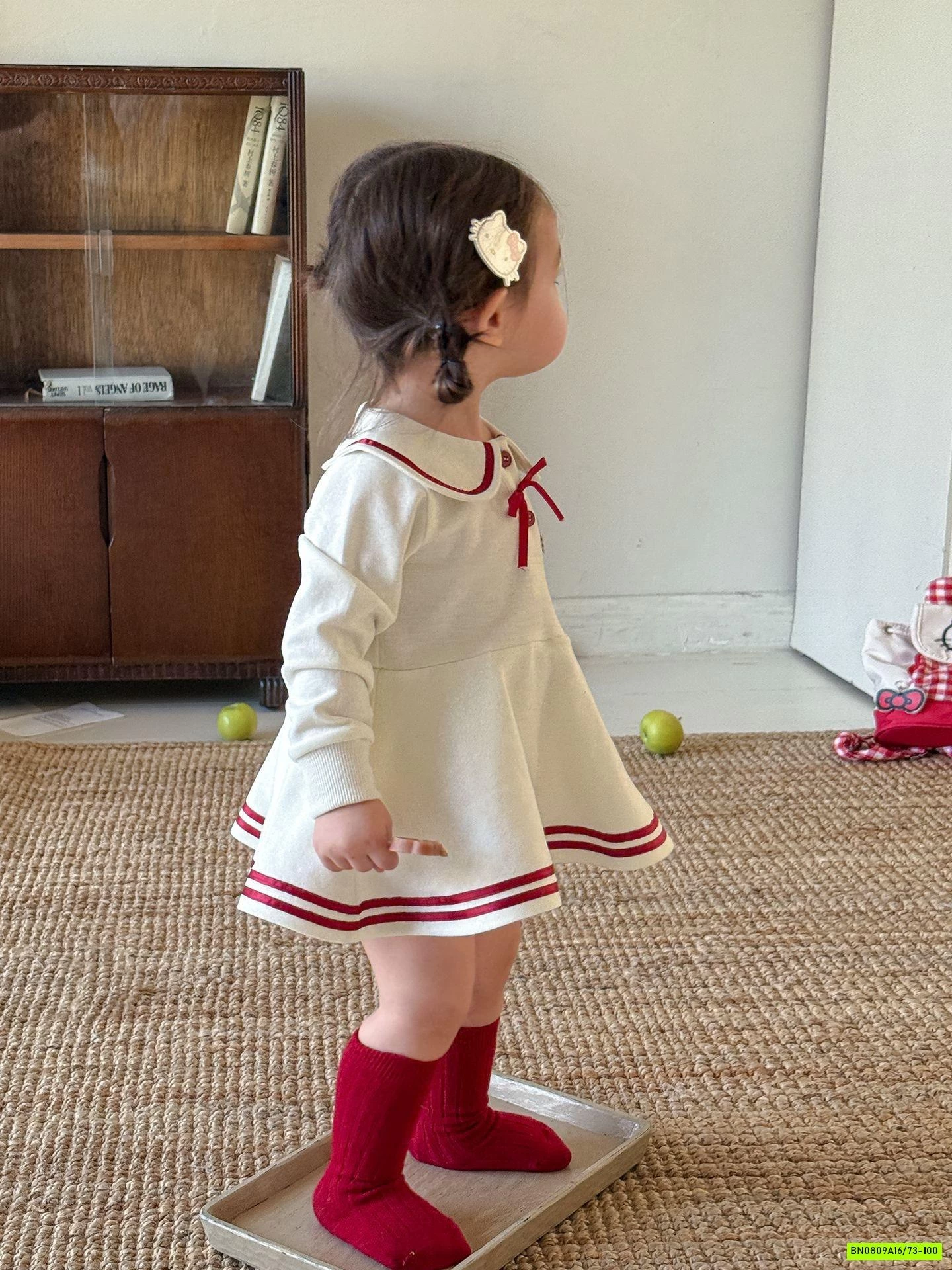 VÁY POLO MIX KHOÁC LEN XINH XẮN