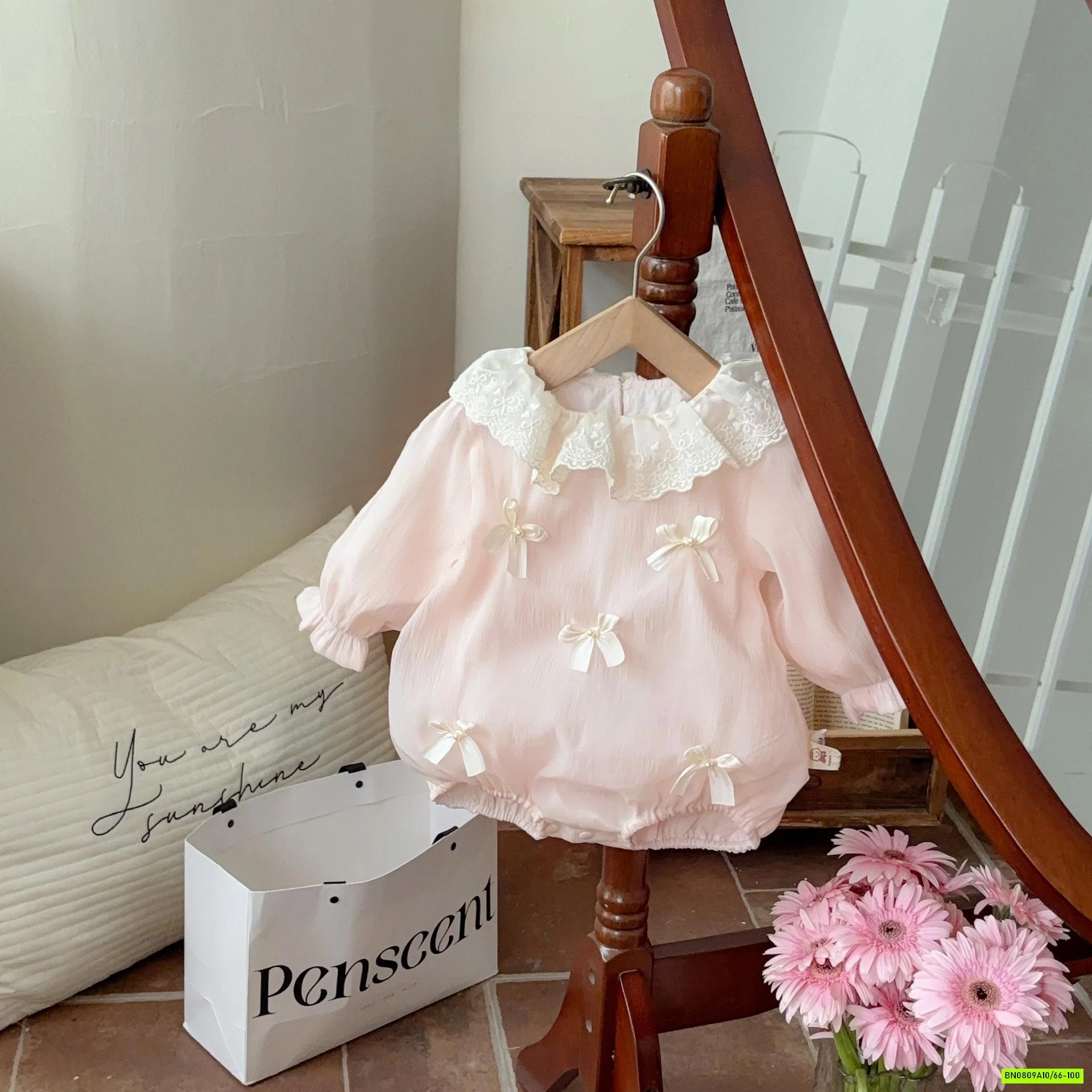 BODY VOAN 2 LỚP HỒNG GẮN NƠ