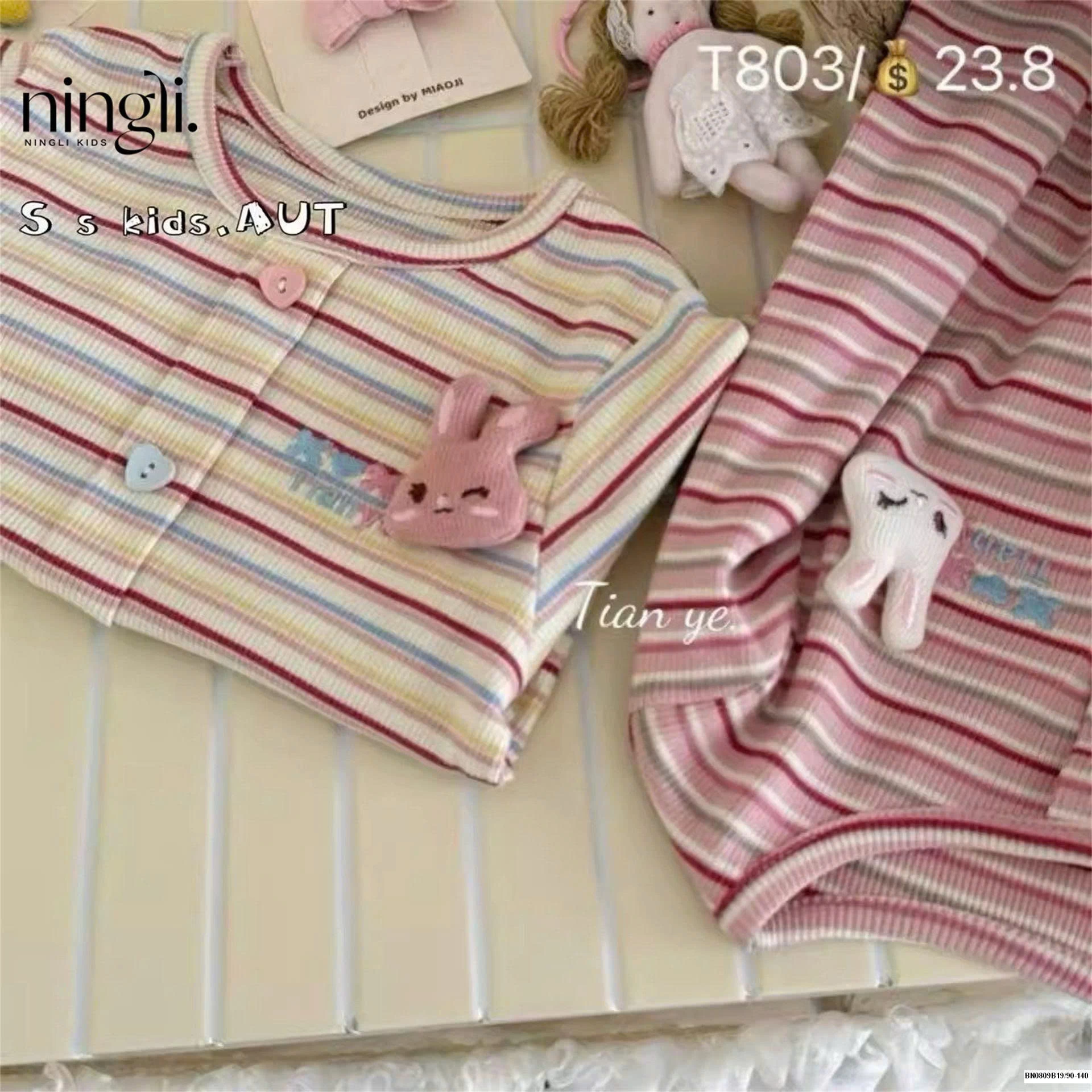 ÁO THỎ KẺ NGANG VIỀN BÈO  NINGLI