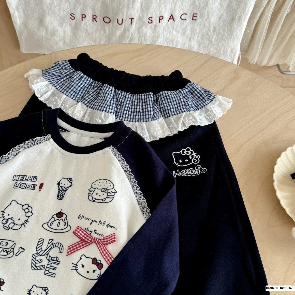 SÉT KITTY QUẦN PHỐI REN CARO NINGLI