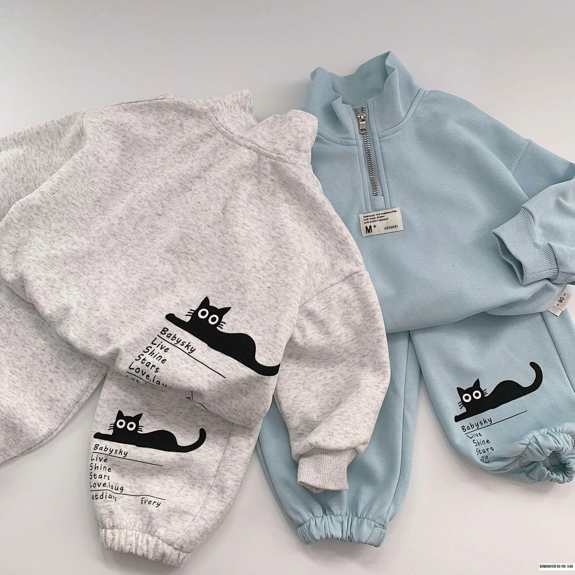 BỘ NỈ CỔ ĐỨNG HỌA TIẾT MÈO ĐEN BT MAIBAO