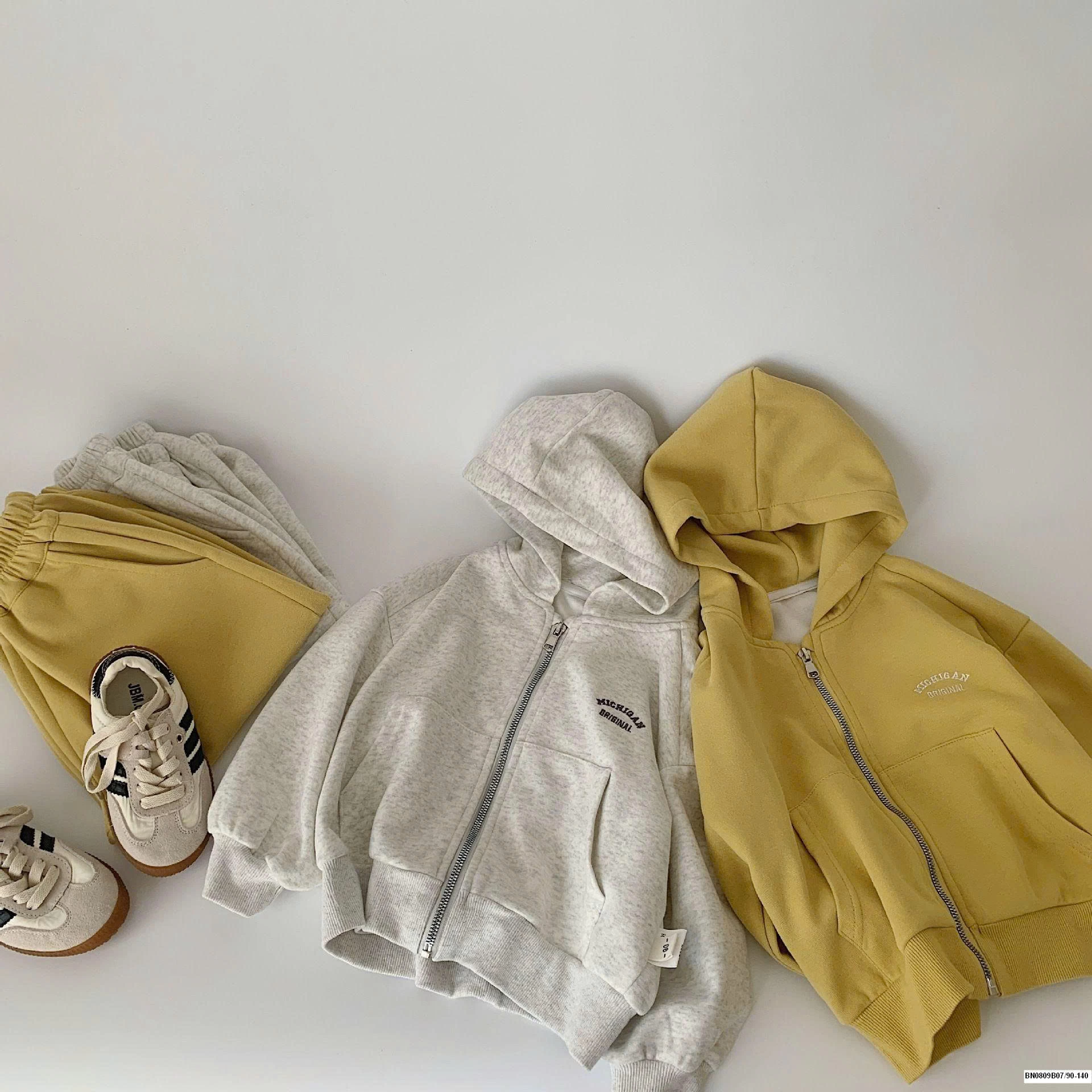 BỘ NỈ KÉO KHÓA LIỀN MŨ