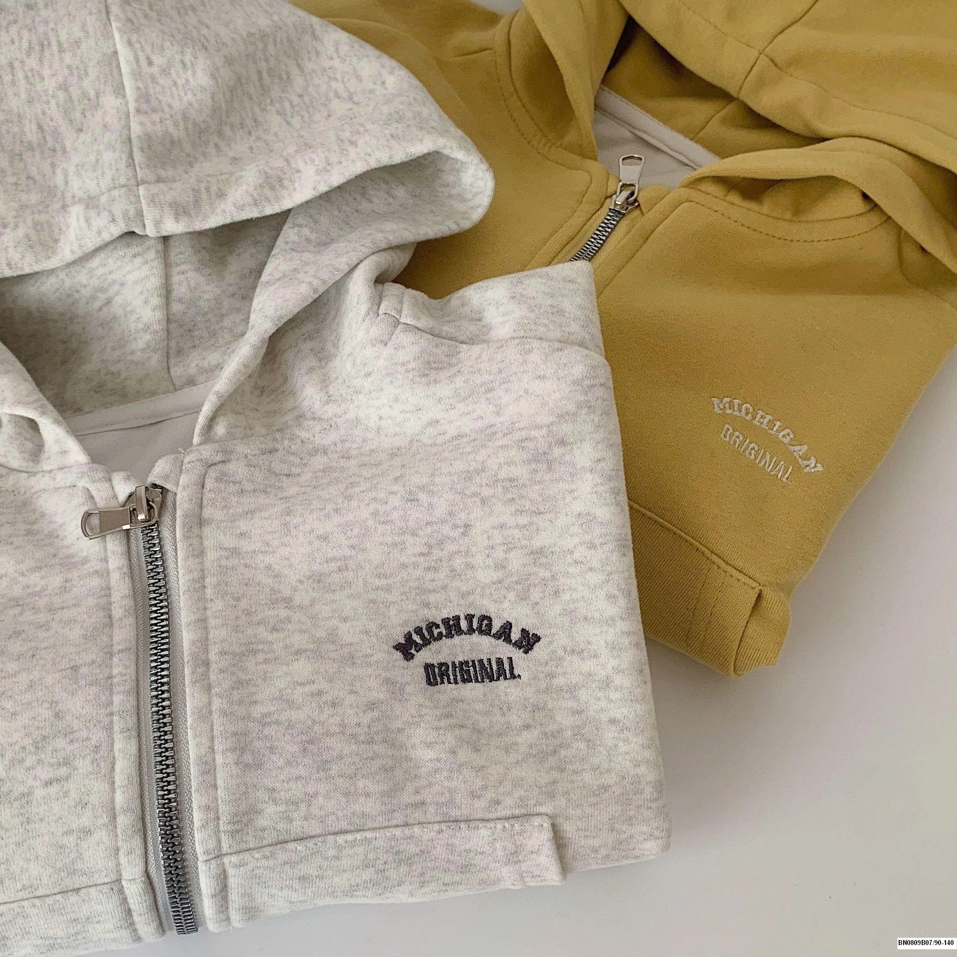 BỘ NỈ KÉO KHÓA LIỀN MŨ