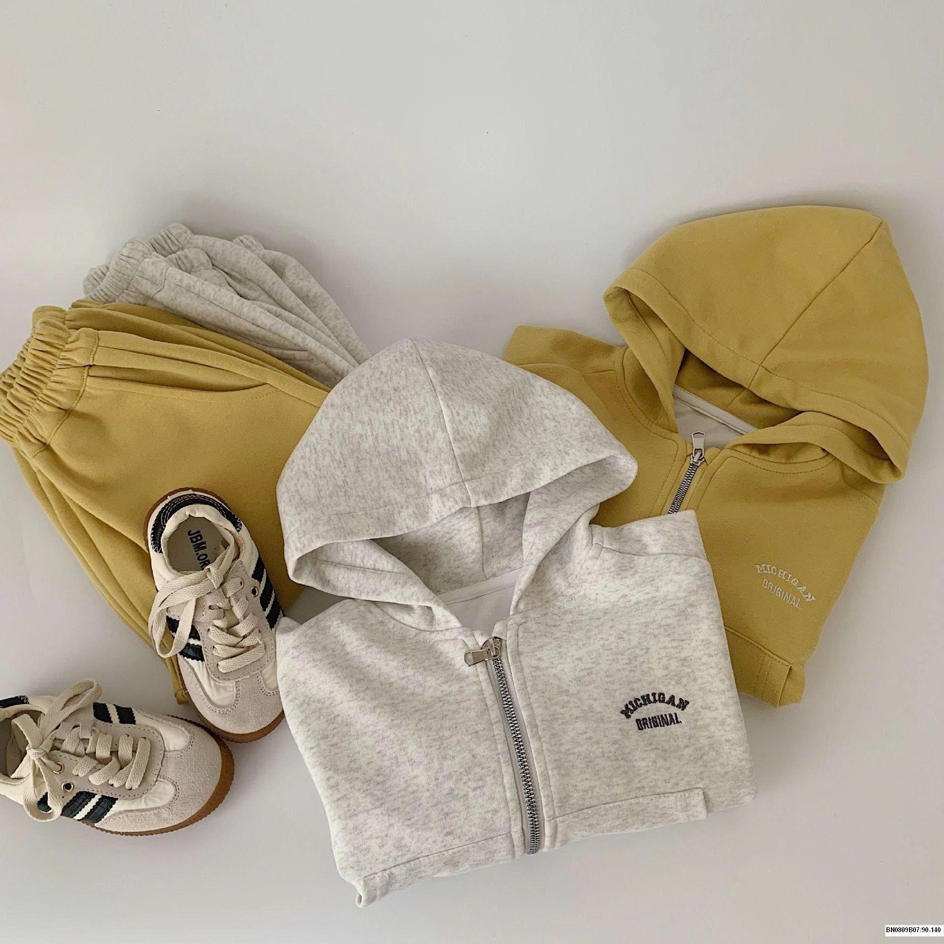 BỘ NỈ KÉO KHÓA LIỀN MŨ