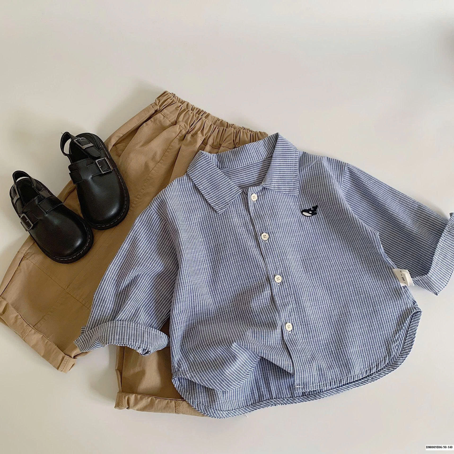 ÁO SƠ MI ĐUÔI TÔM CÁ VOI