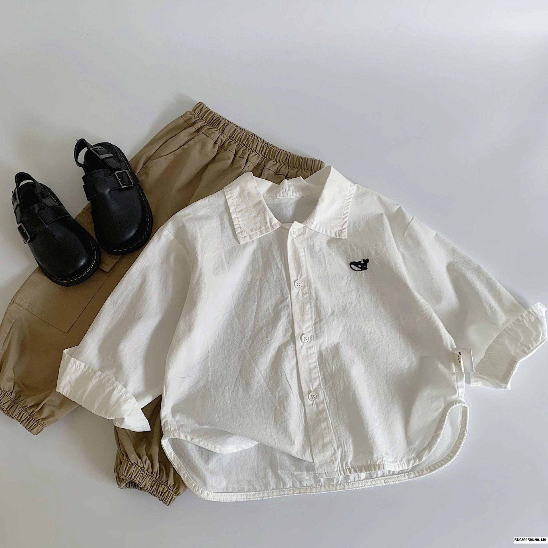 ÁO SƠ MI ĐUÔI TÔM CÁ VOI