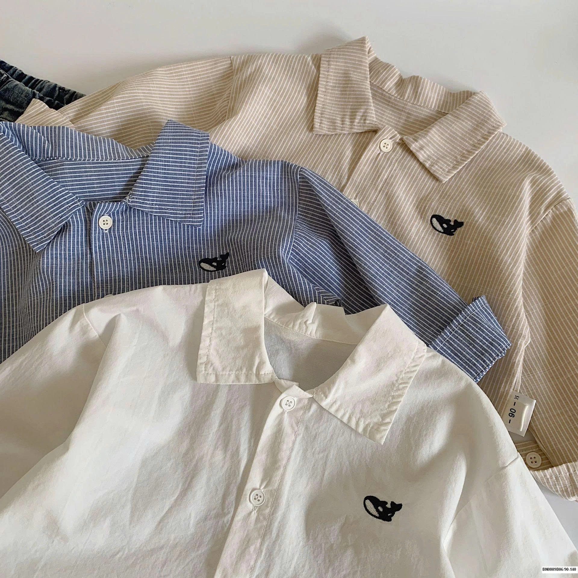 ÁO SƠ MI ĐUÔI TÔM CÁ VOI