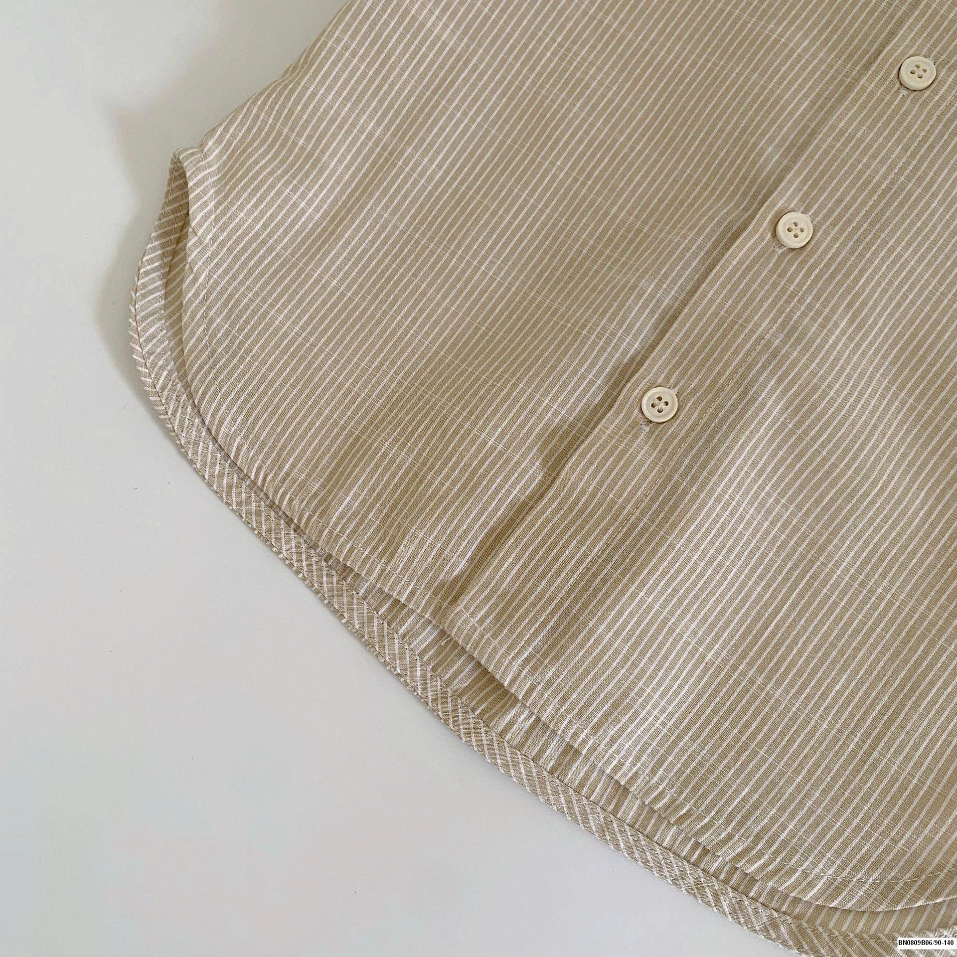 ÁO SƠ MI ĐUÔI TÔM CÁ VOI