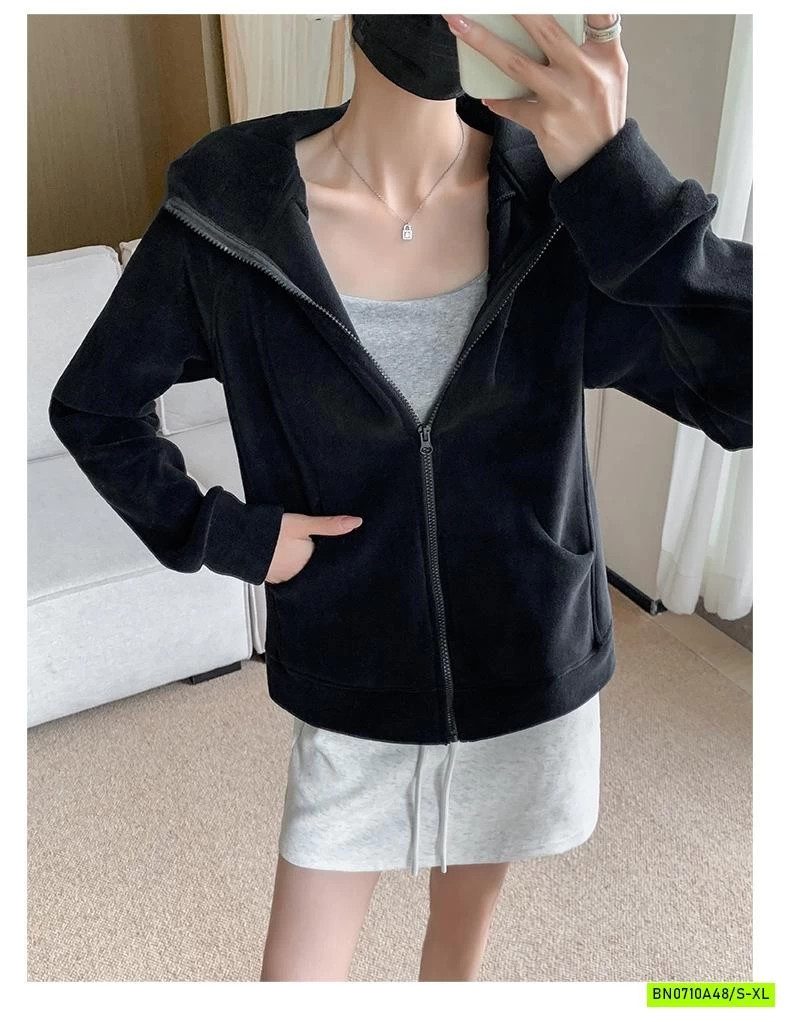 KHOÁC NỈ LÓT NHUNG LIỀN MŨ