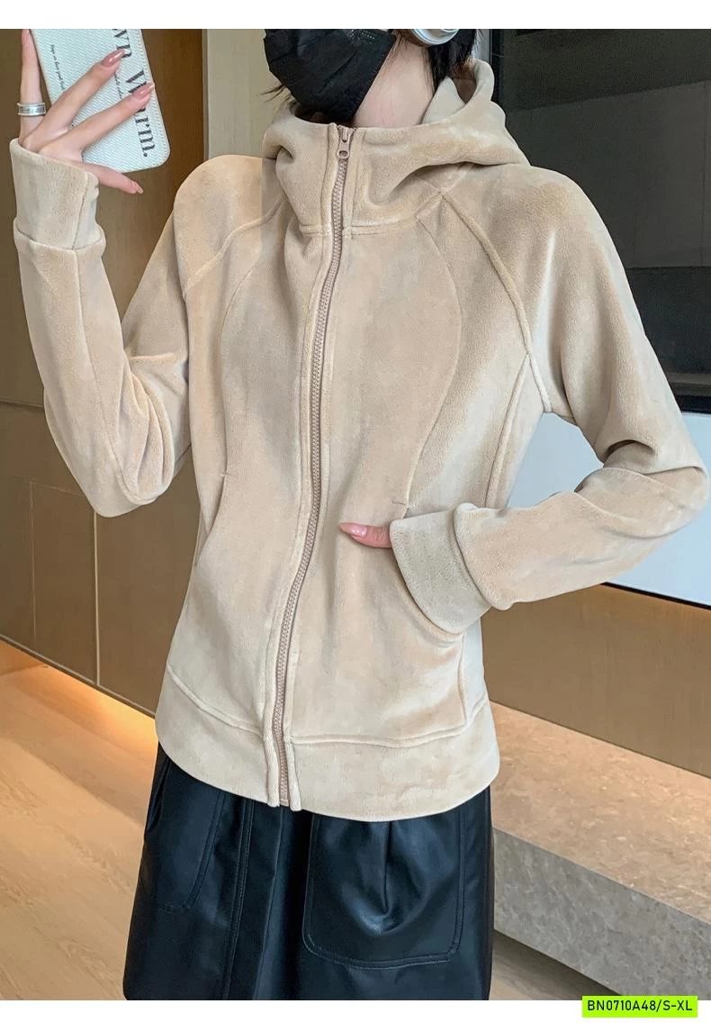 KHOÁC NỈ LÓT NHUNG LIỀN MŨ