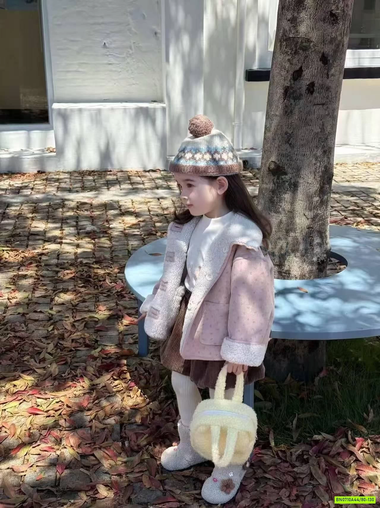 KHOÁC NHUNG HỒNG LÓT LÔNG CỪU