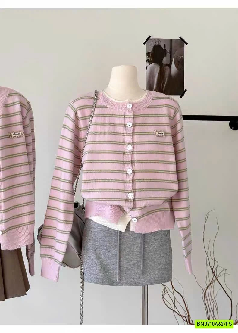 KHOÁC LEN KẺ HỒNG GIẢ 2 LỚP