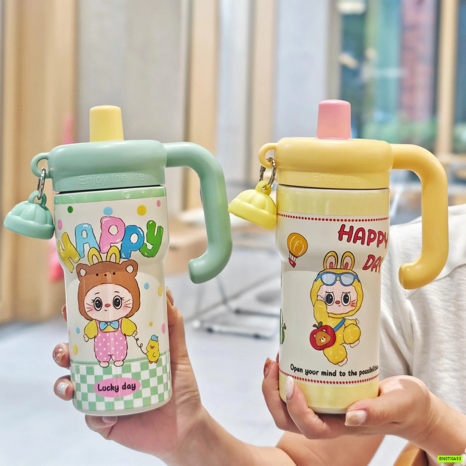 BÌNH NƯỚC GIỮ NHIỆT LABUBU CÓ TAY CẦM