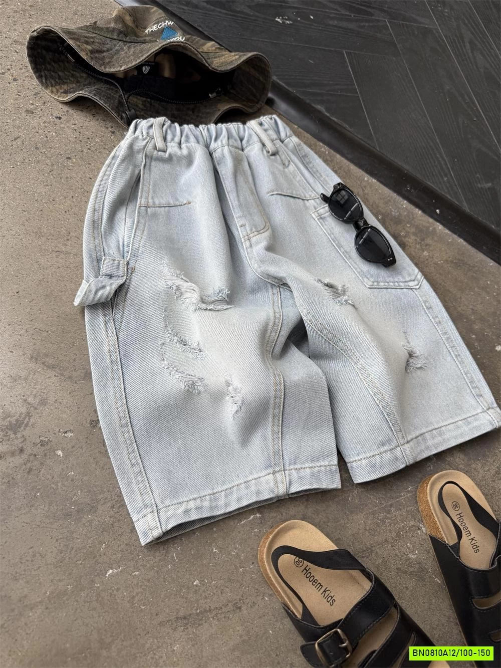 JEANS LỠ CÀO RÁCH