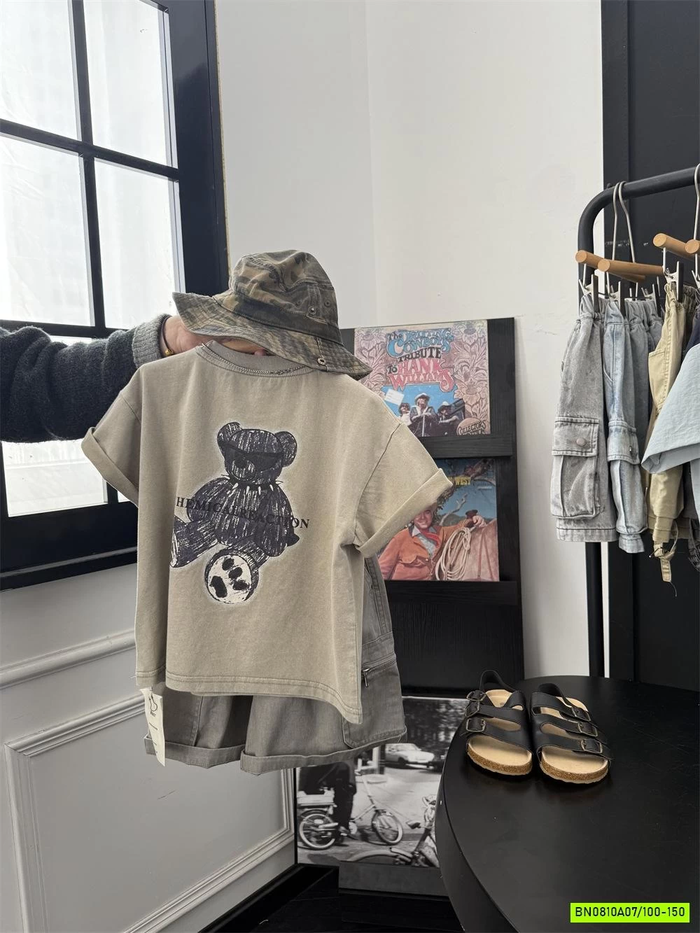 ÁO THUN IN GẤU LƯNG