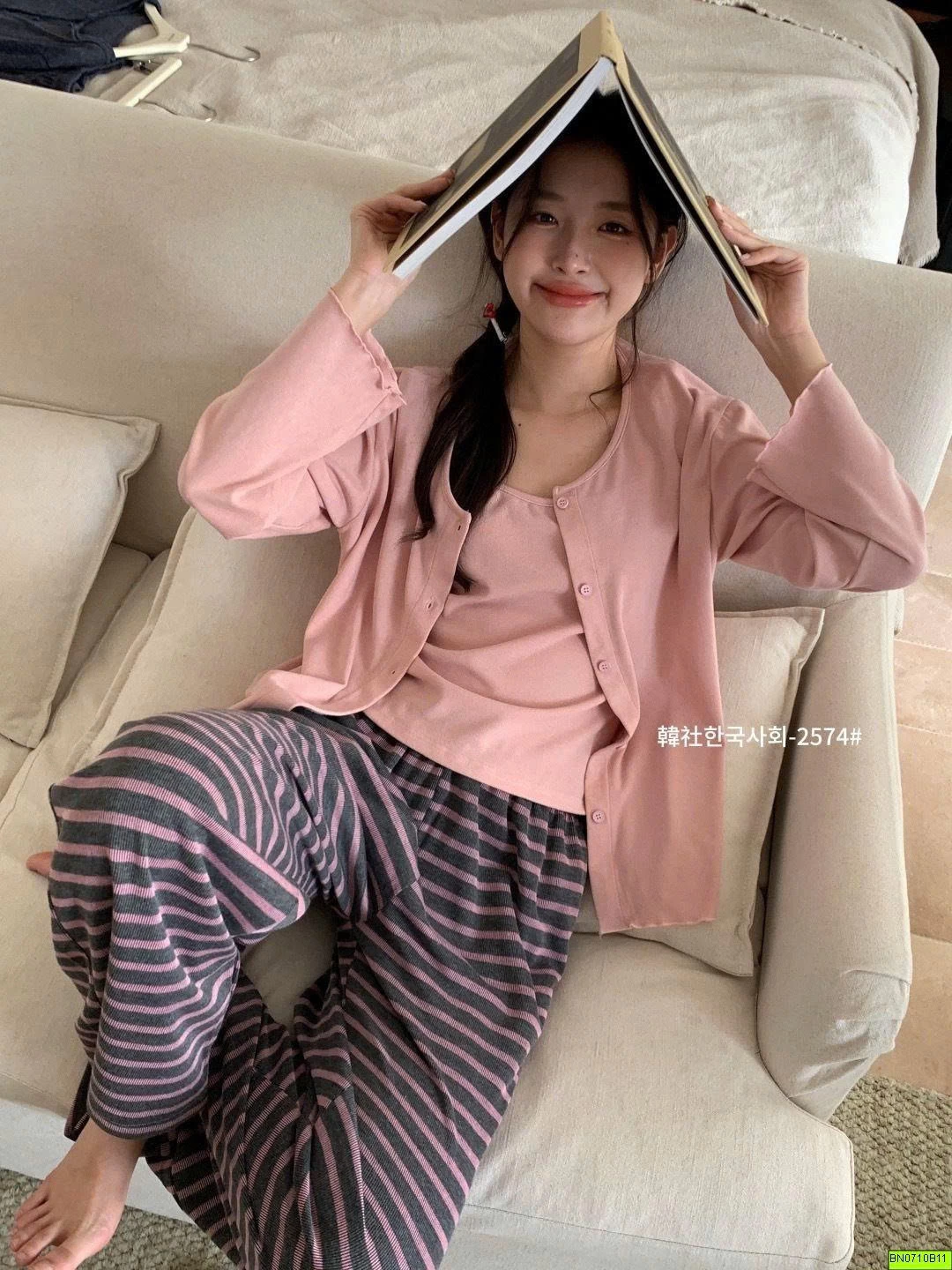 BỘ MẶC NHÀ 3 CHI TIẾT QUẦN KẺ