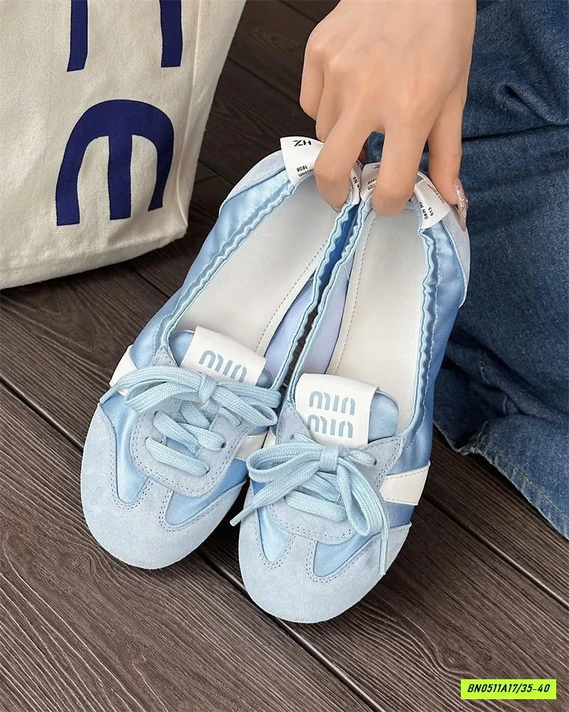 GIÀY SLIPON MIU NỮ