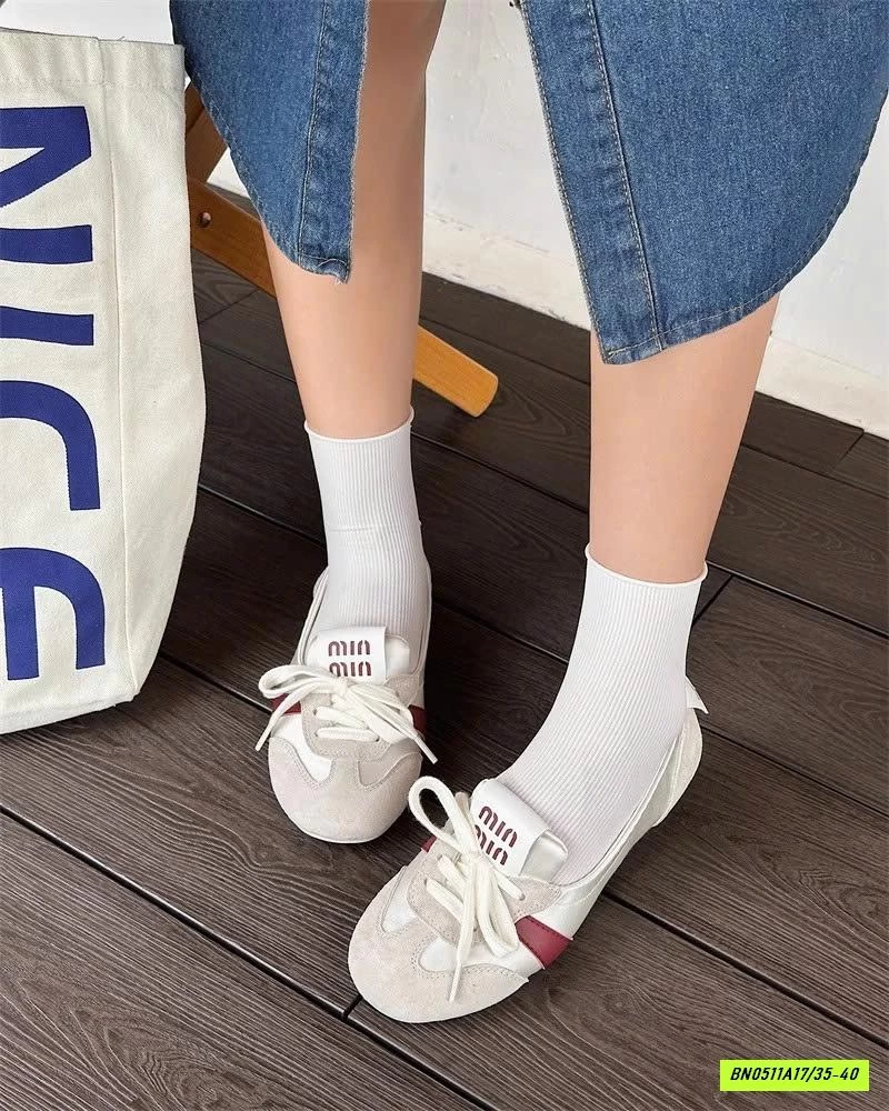 GIÀY SLIPON MIU NỮ