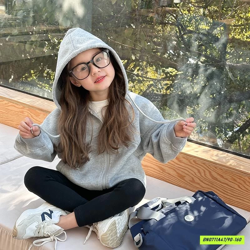 KHOÁC NỈ LIỀN MŨ 24S071 AMBB