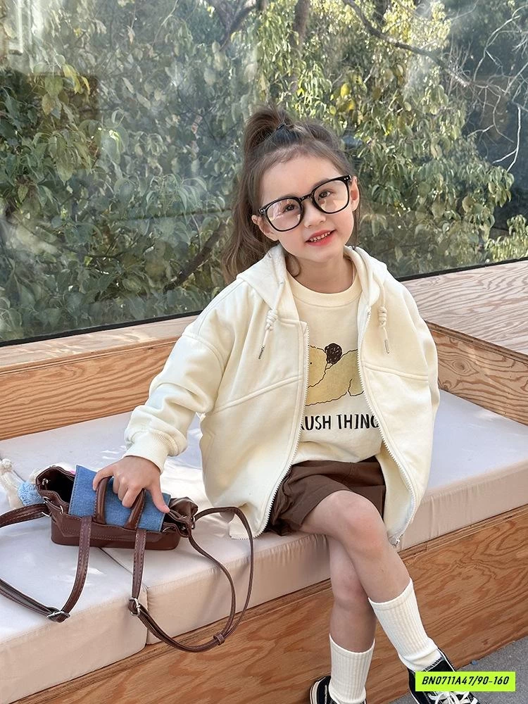 KHOÁC NỈ LIỀN MŨ 24S071 AMBB