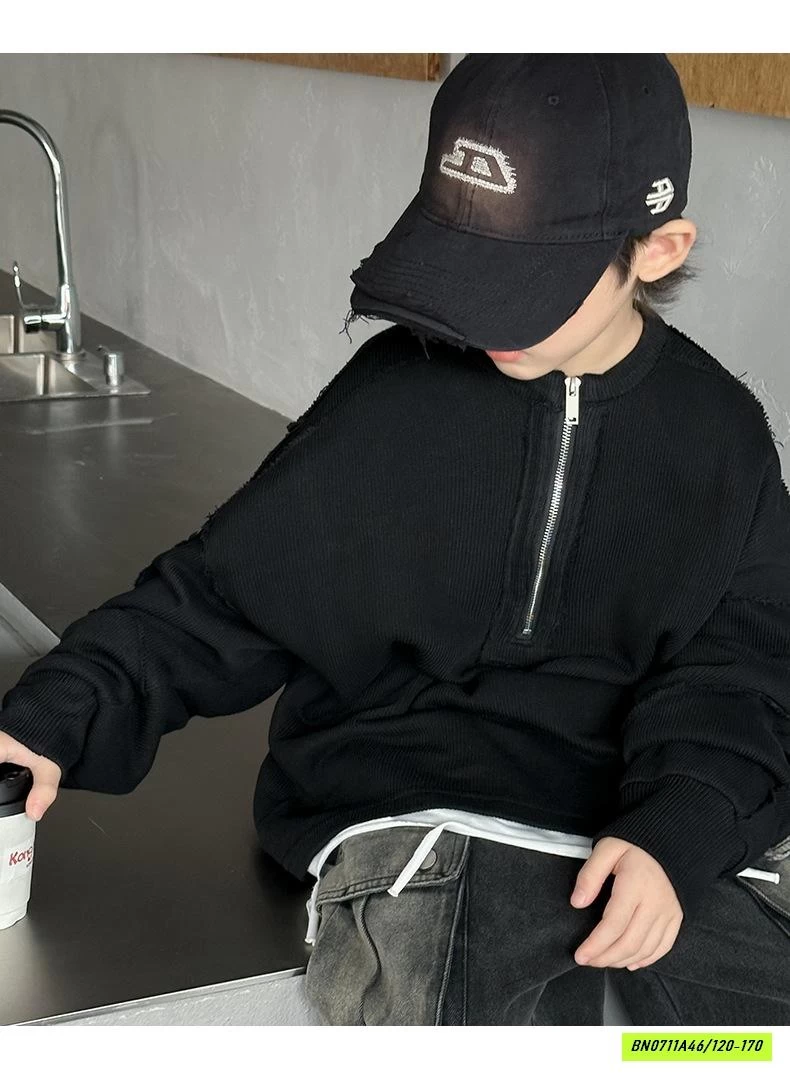 ÁO NỈ KHÓA CỔ RÁCH CÁ TÍNH