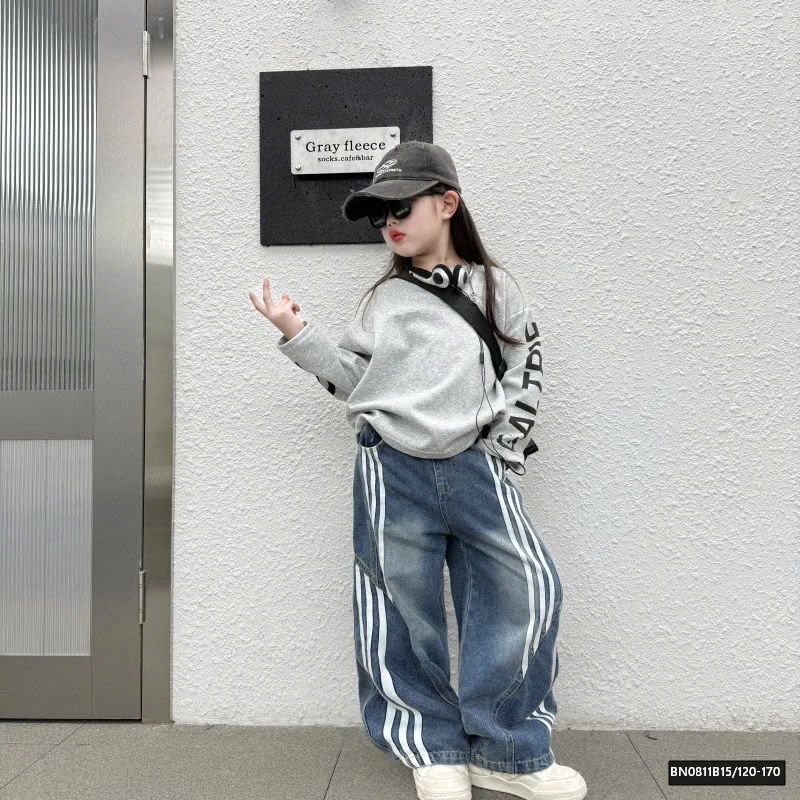 SÉT ÁO NỈ CHỮ TAY MIX QUẦN JEAN SỌC CÁ TÍNH