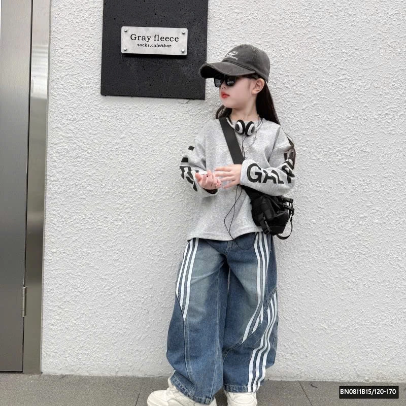 SÉT ÁO NỈ CHỮ TAY MIX QUẦN JEAN SỌC CÁ TÍNH