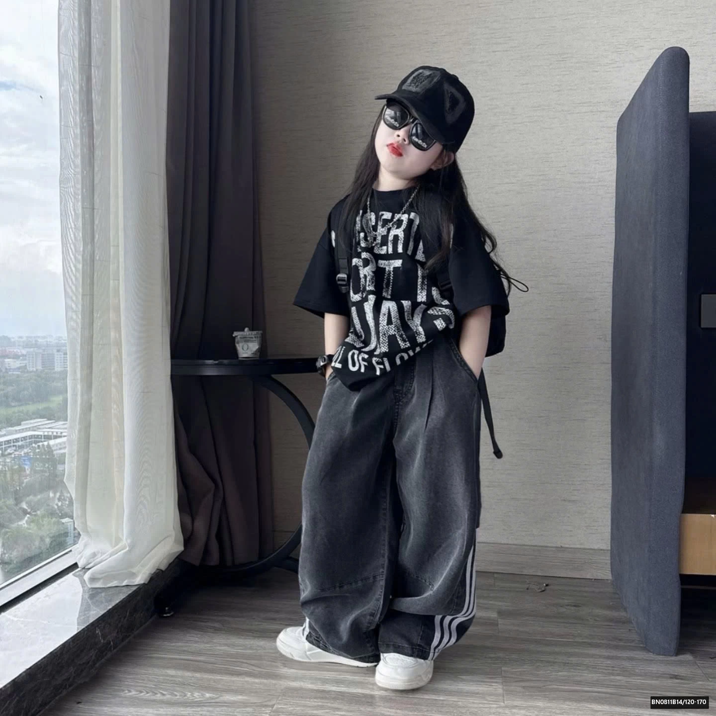 SÉT ÁO THUN CHỮ NGĂN TAY MIX QUẦN JEAN 3 SỌC