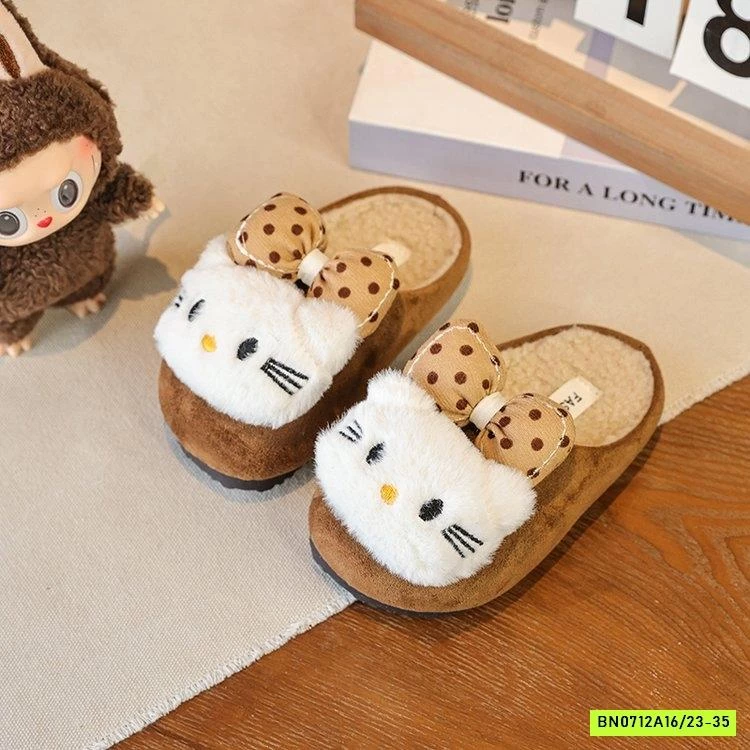 SỤC LÔNG GẮN CHARM KITTY